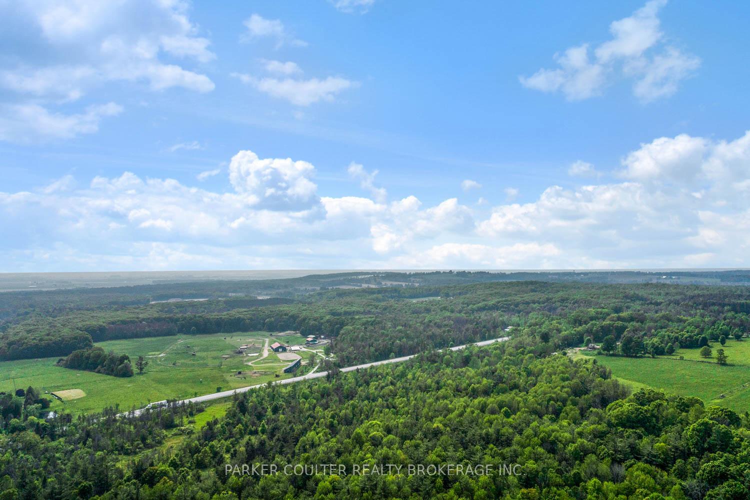 Photo 26 of 2352 Mcdonald Road, Springwater, Rural Springwater — HOMEH
