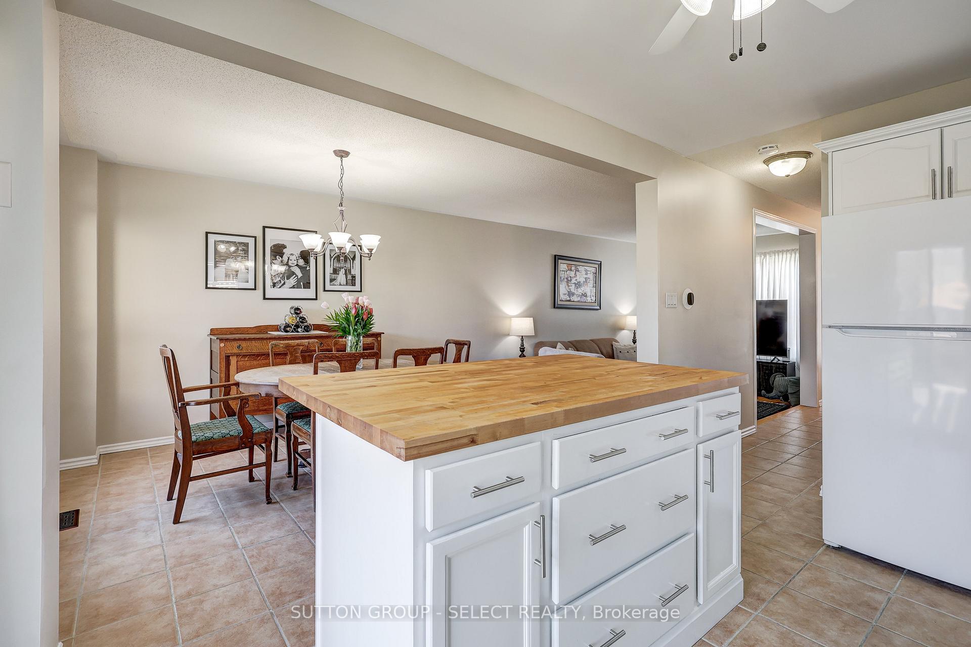 Photo 8 of 14 Ponsford Place, St. Thomas — HOMEH