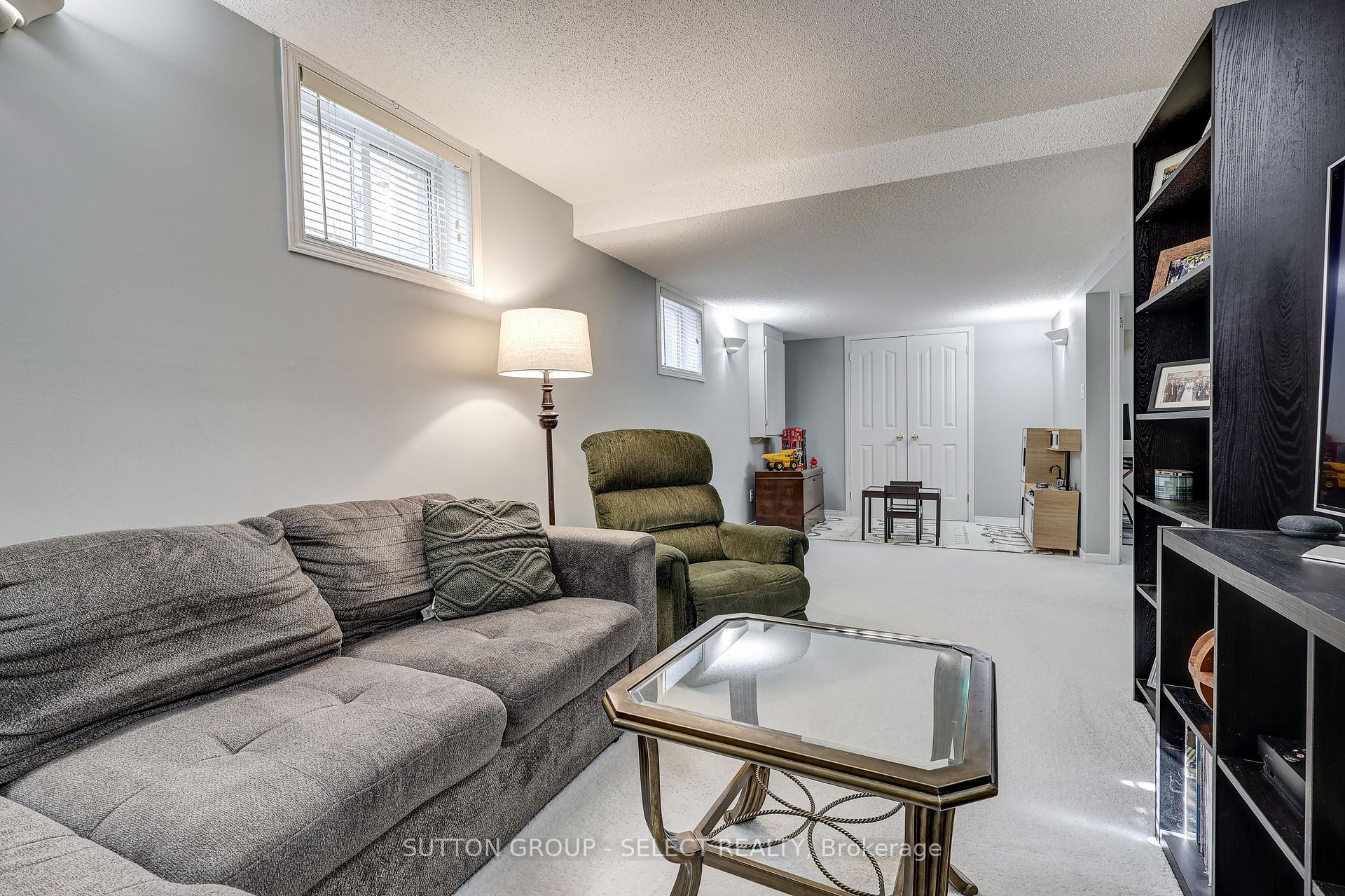 Photo 20 of 14 Ponsford Place, St. Thomas — HOMEH