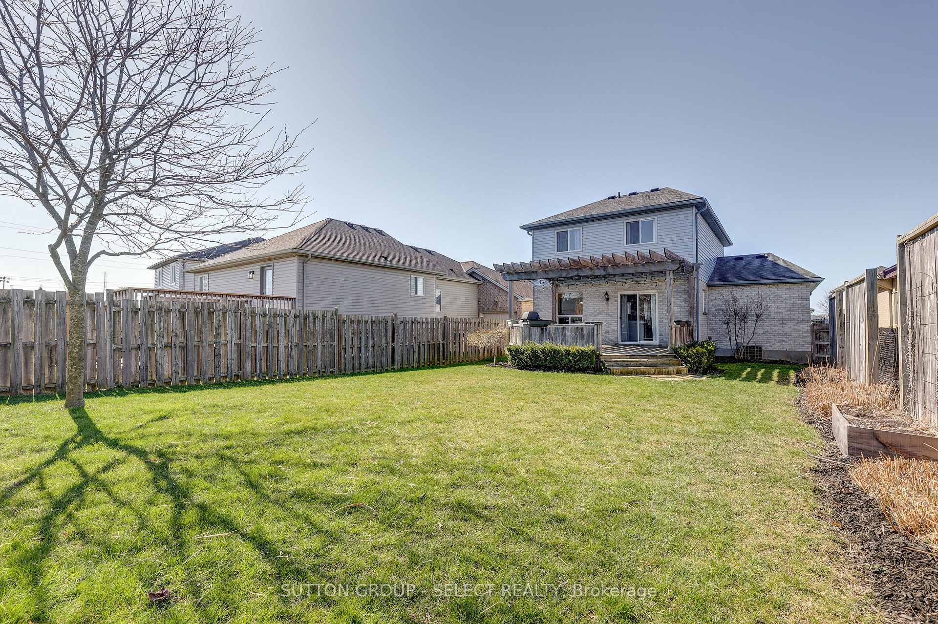 Photo 22 of 14 Ponsford Place, St. Thomas — HOMEH