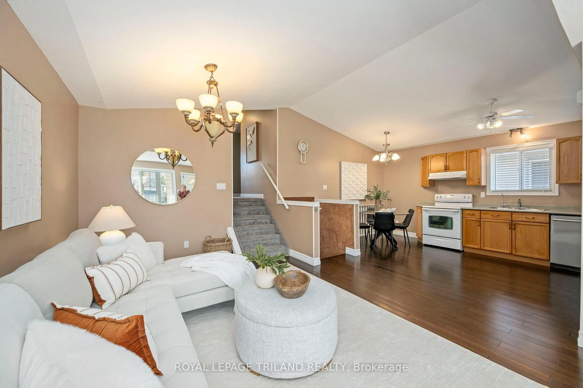 Photo 2 of 57 Axford Parkway, St. Thomas — HOMEH
