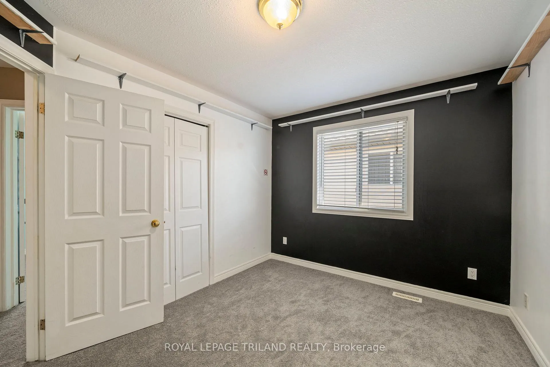 Photo 18 of 57 Axford Parkway, St. Thomas — HOMEH