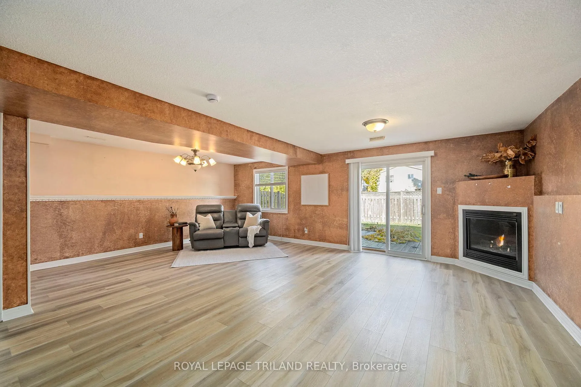 Photo 21 of 57 Axford Parkway, St. Thomas — HOMEH