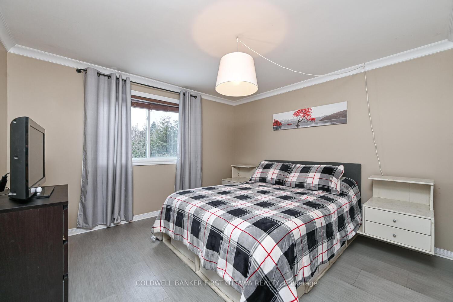 Photo 17 of 40 Fringewood Drive E, Ottawa, Fringewood — HOMEH