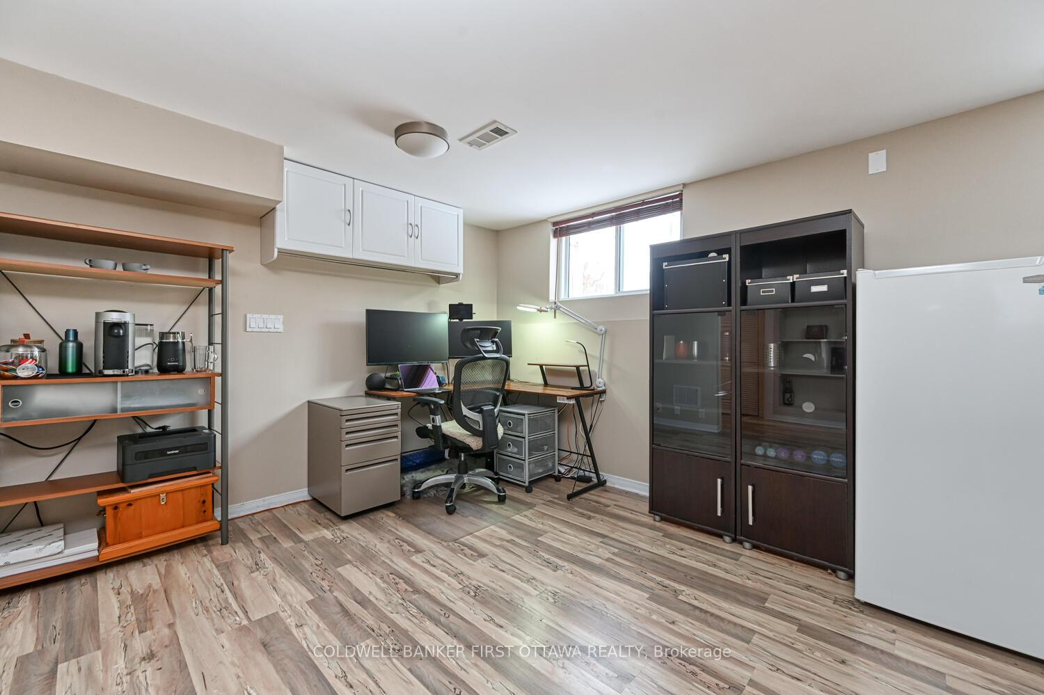 Photo 30 of 40 Fringewood Drive E, Ottawa, Fringewood — HOMEH