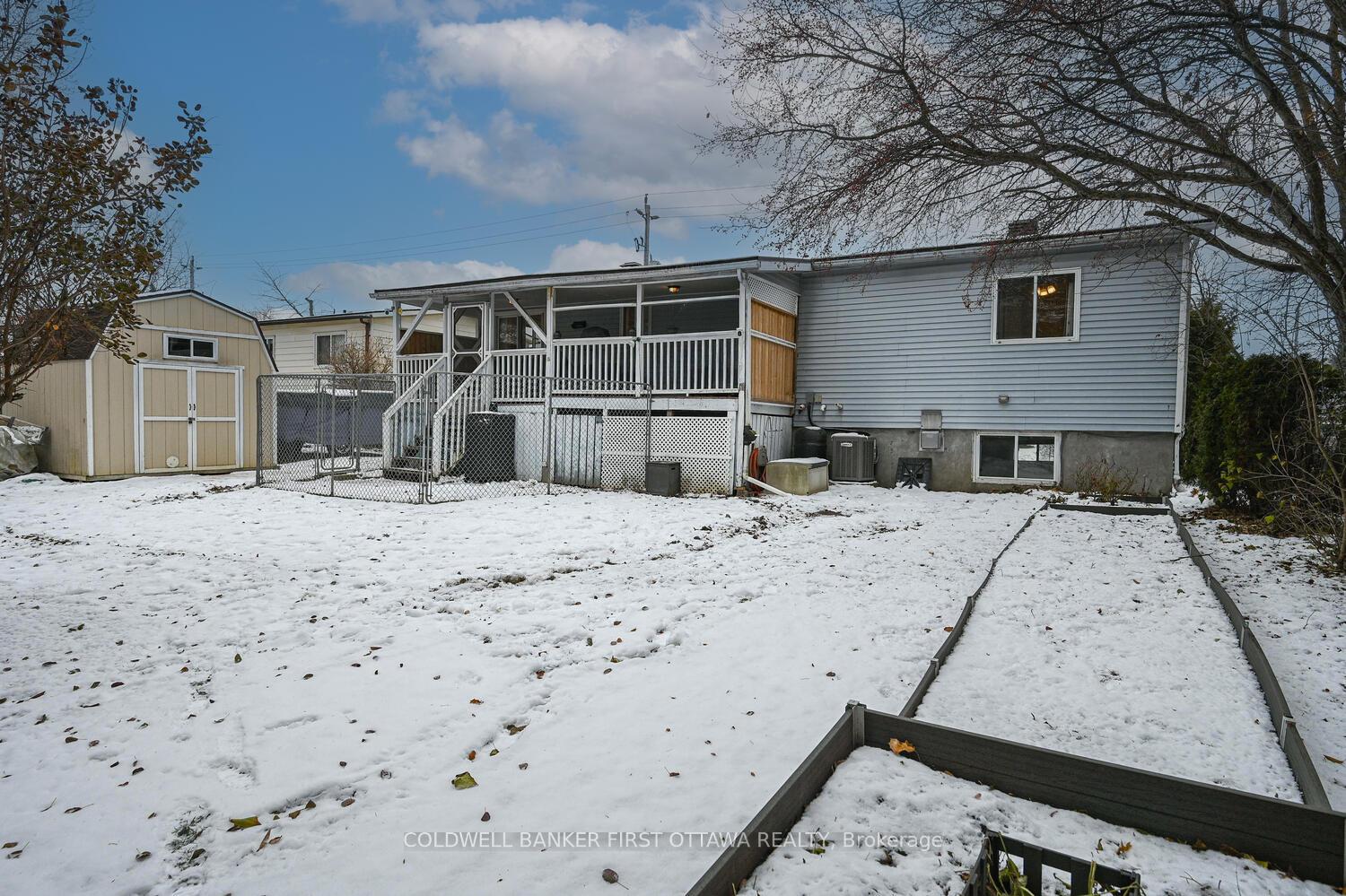Photo 34 of 40 Fringewood Drive E, Ottawa, Fringewood — HOMEH