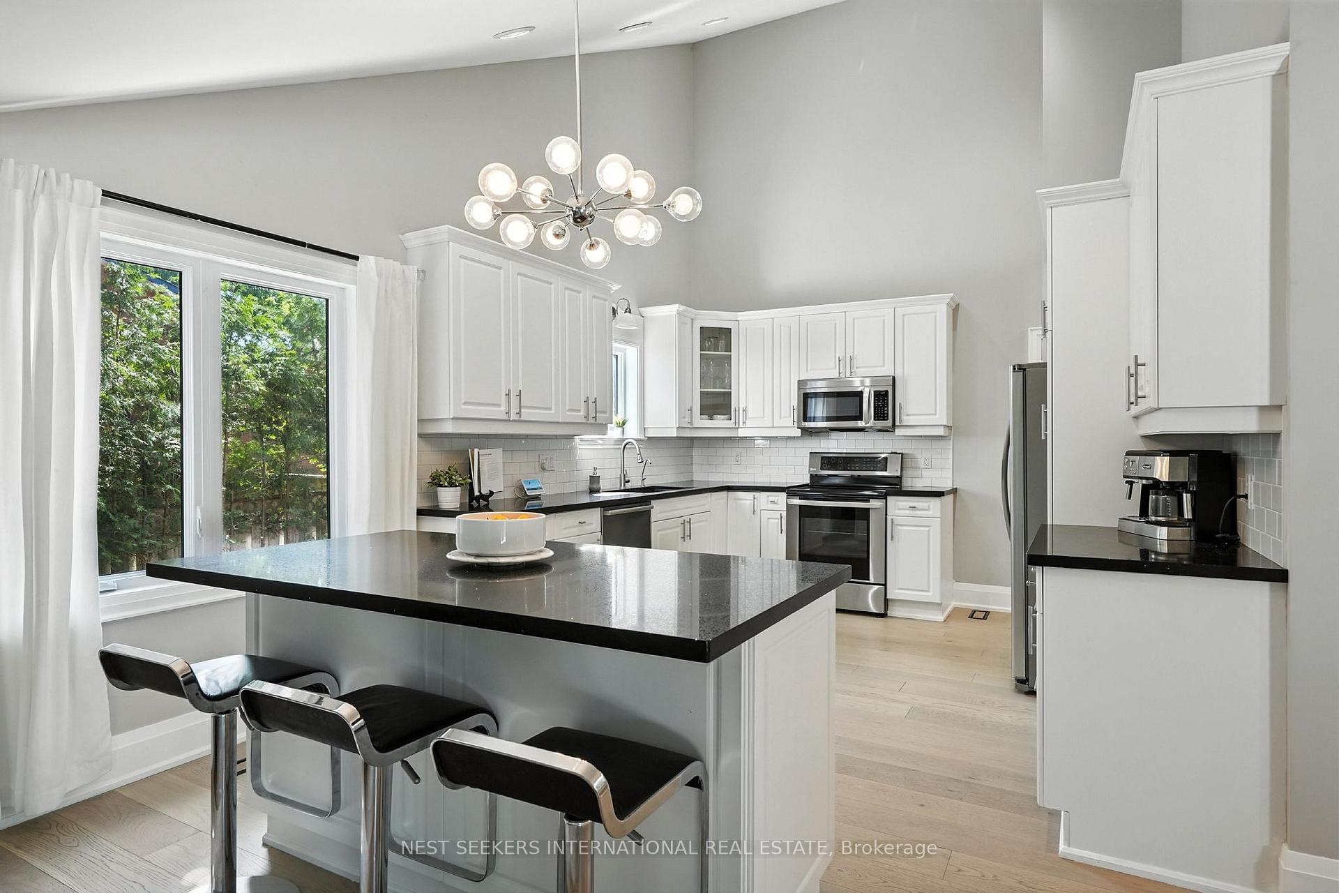 Photo 17 of 28 Holloway Lane, Springwater, Midhurst — HOMEH
