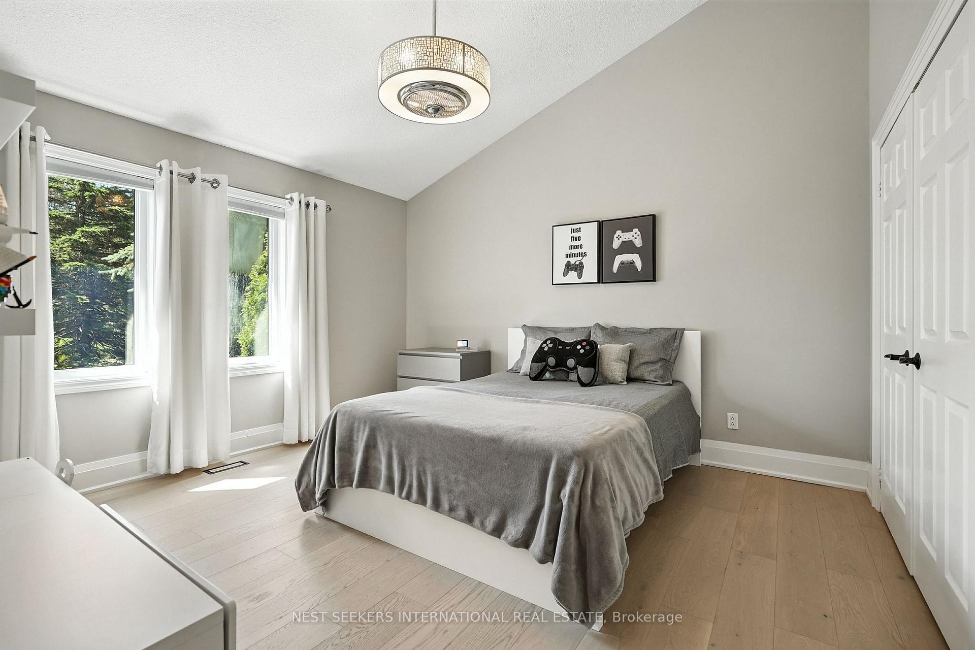 Photo 27 of 28 Holloway Lane, Springwater, Midhurst — HOMEH