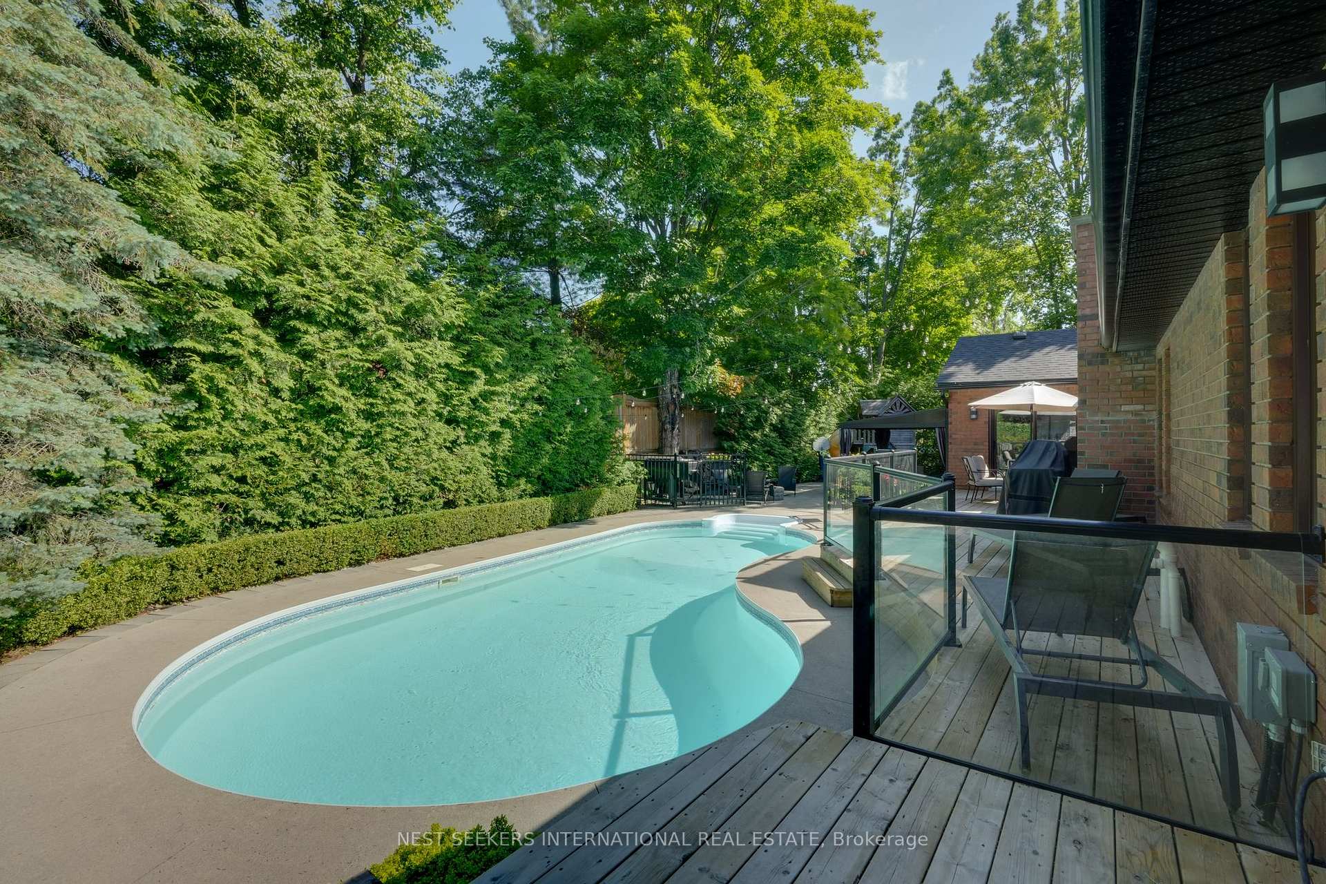 Photo 49 of 28 Holloway Lane, Springwater, Midhurst — HOMEH