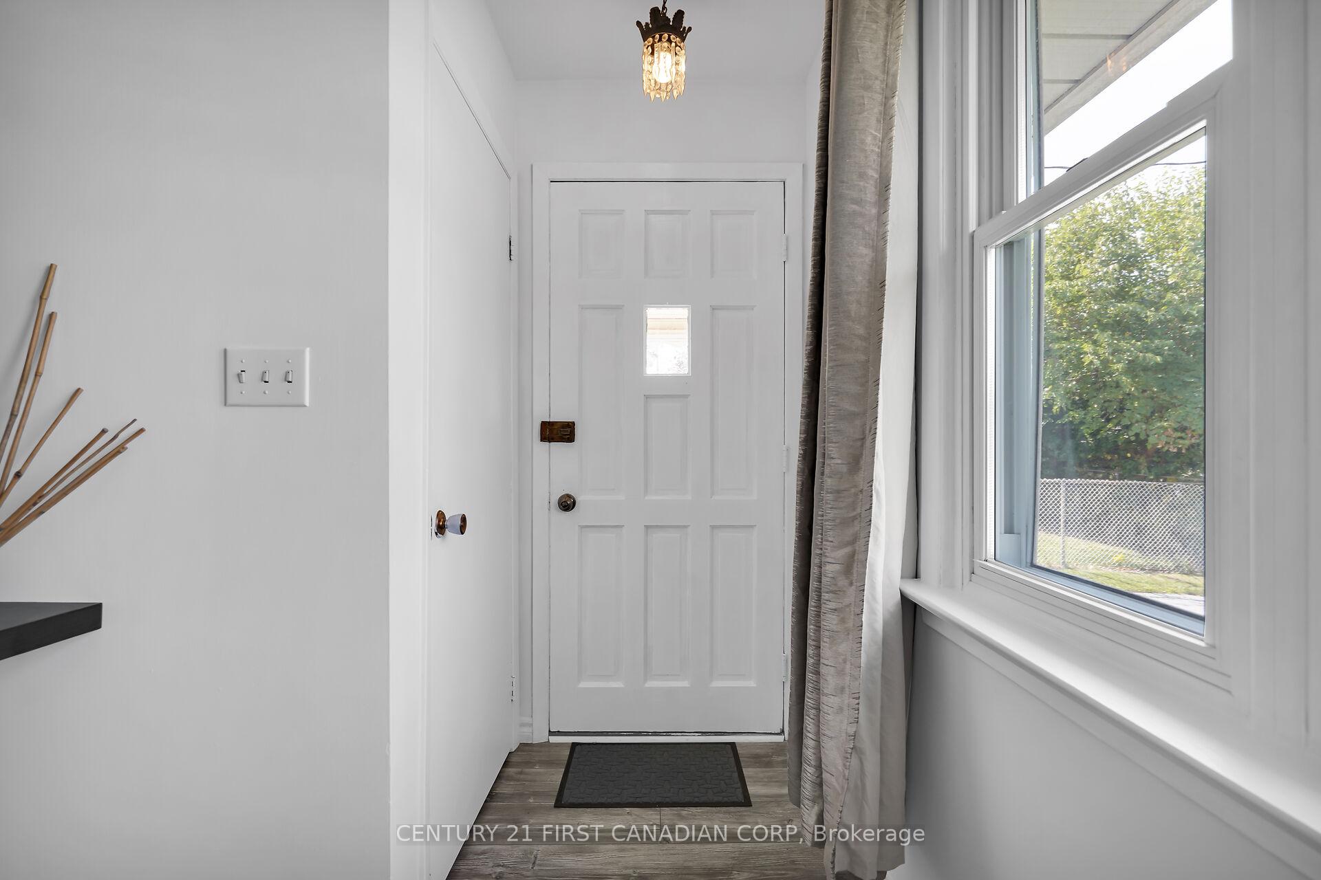 Photo 1 of 23 Gregory Place, St. Thomas — HOMEH