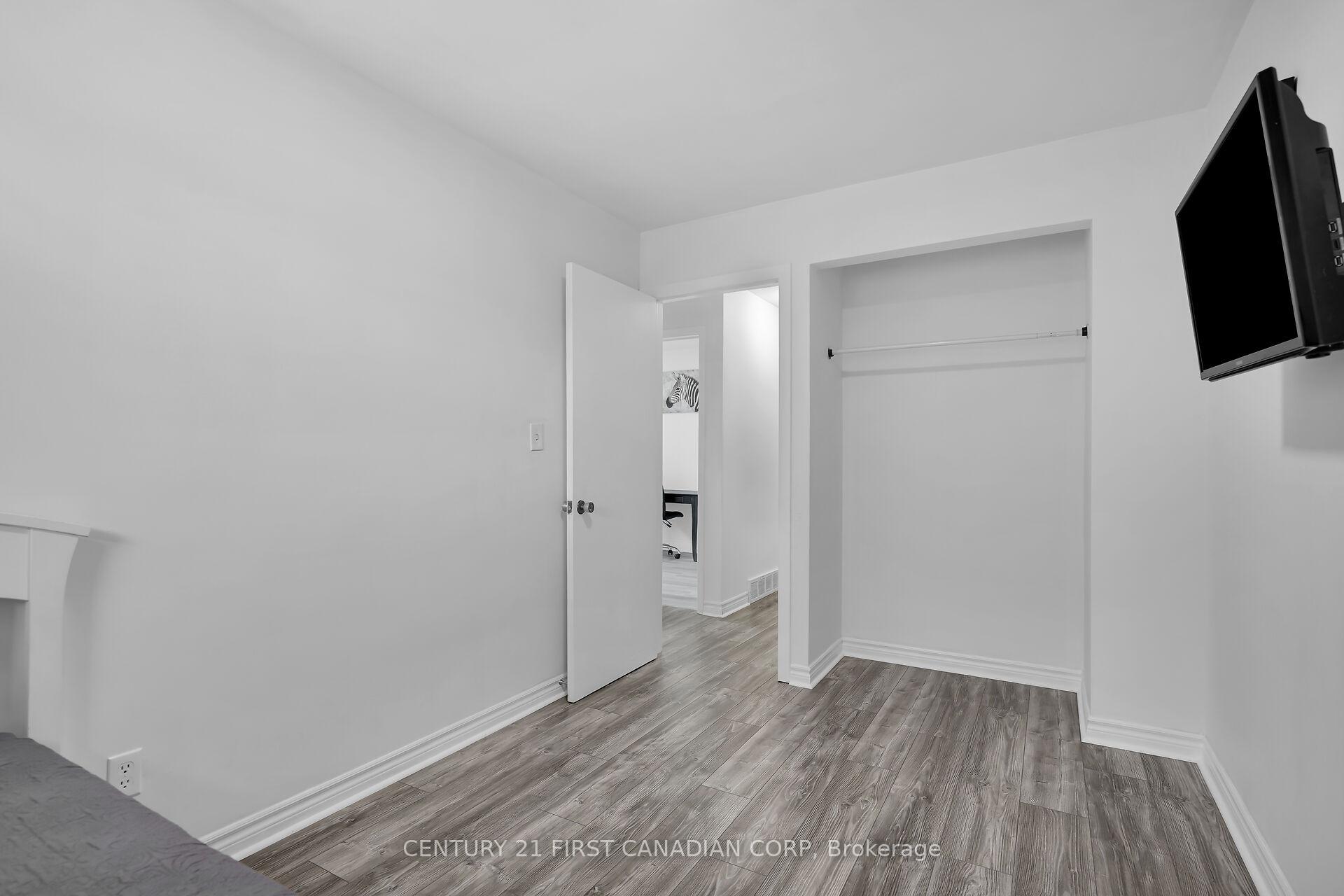 Photo 15 of 23 Gregory Place, St. Thomas — HOMEH