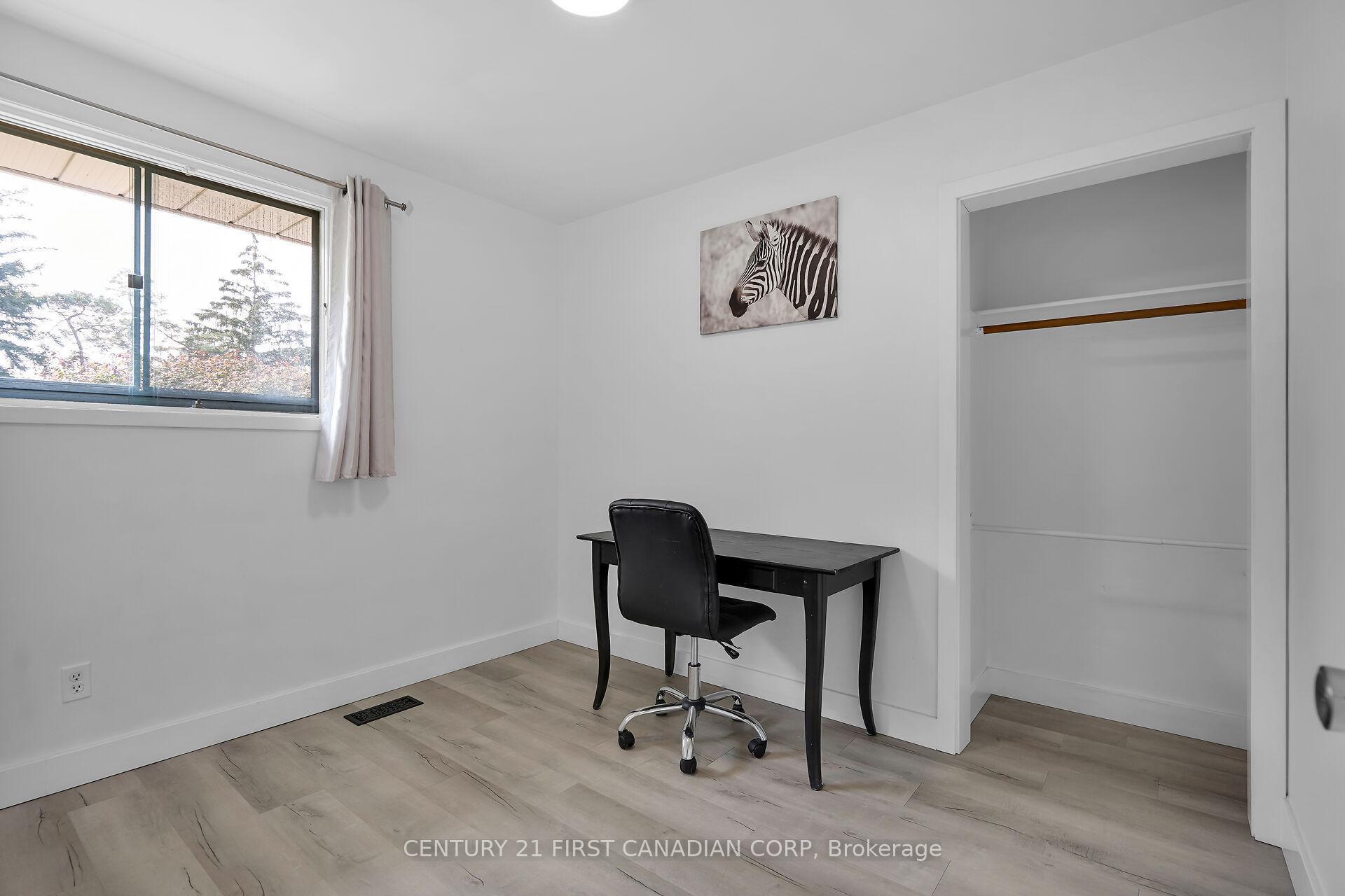 Photo 16 of 23 Gregory Place, St. Thomas — HOMEH