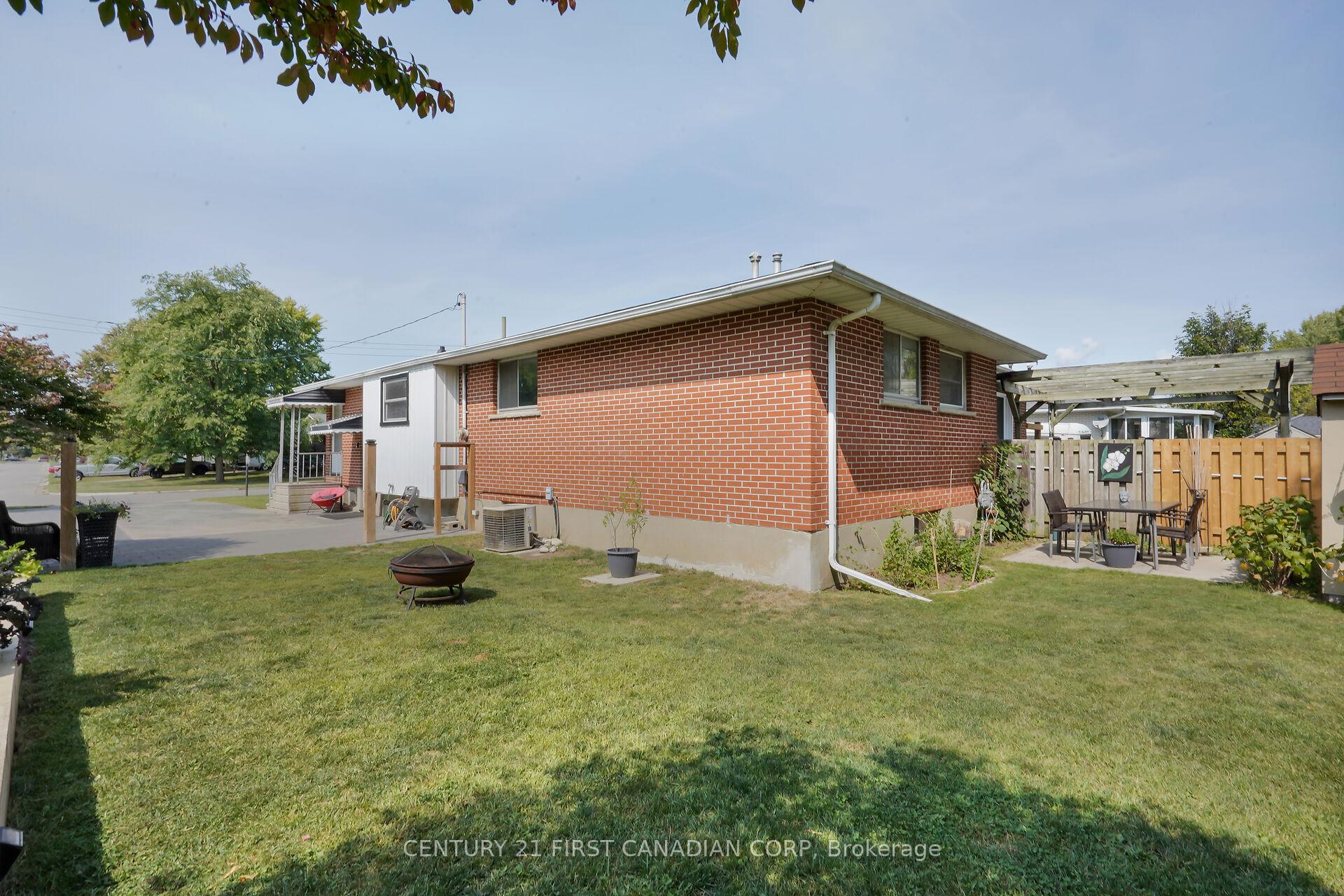 Photo 44 of 23 Gregory Place, St. Thomas — HOMEH