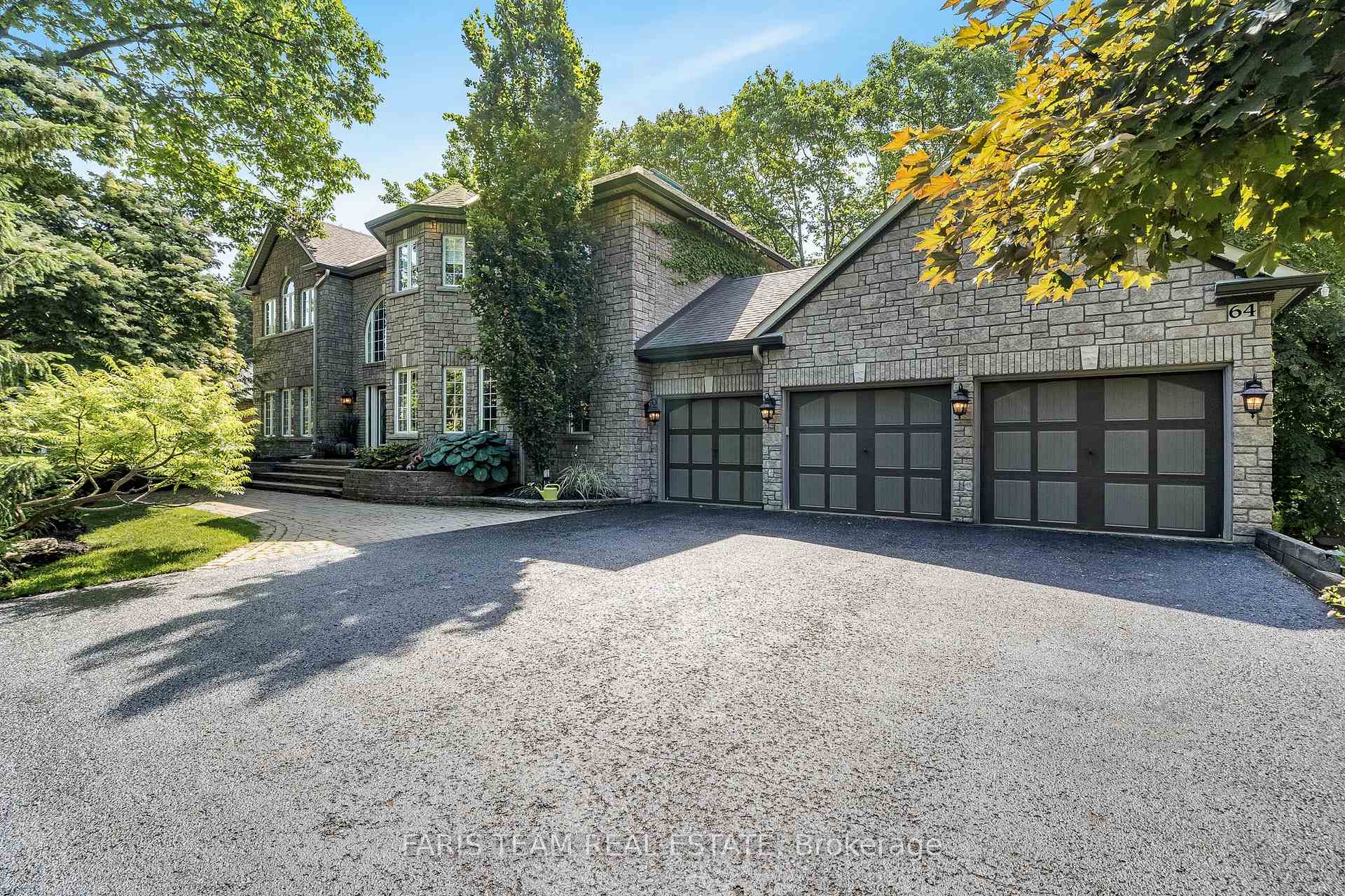 Photo 4 of 64 Alana Drive, Springwater, Centre Vespra — HOMEH
