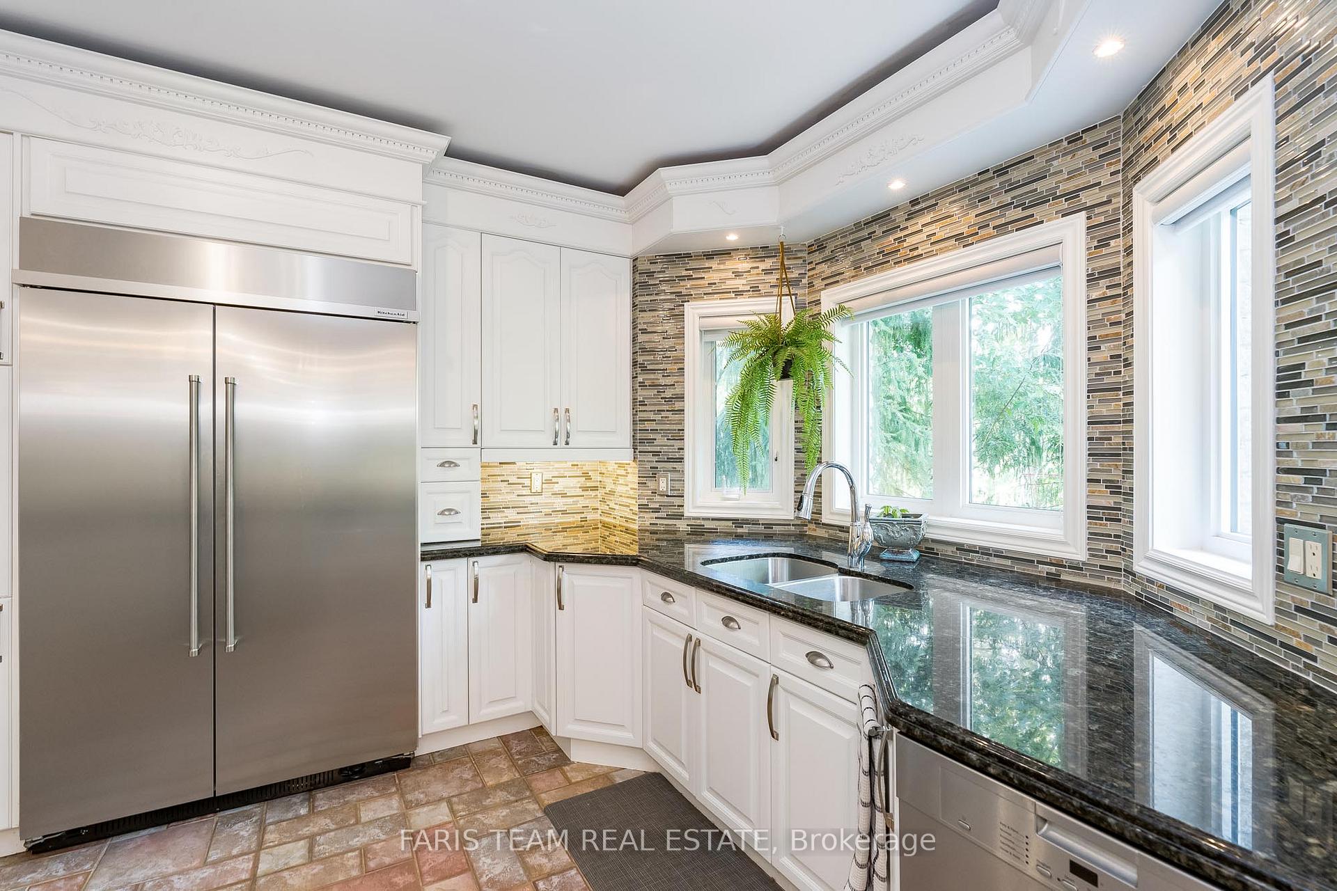 Photo 7 of 64 Alana Drive, Springwater, Centre Vespra — HOMEH