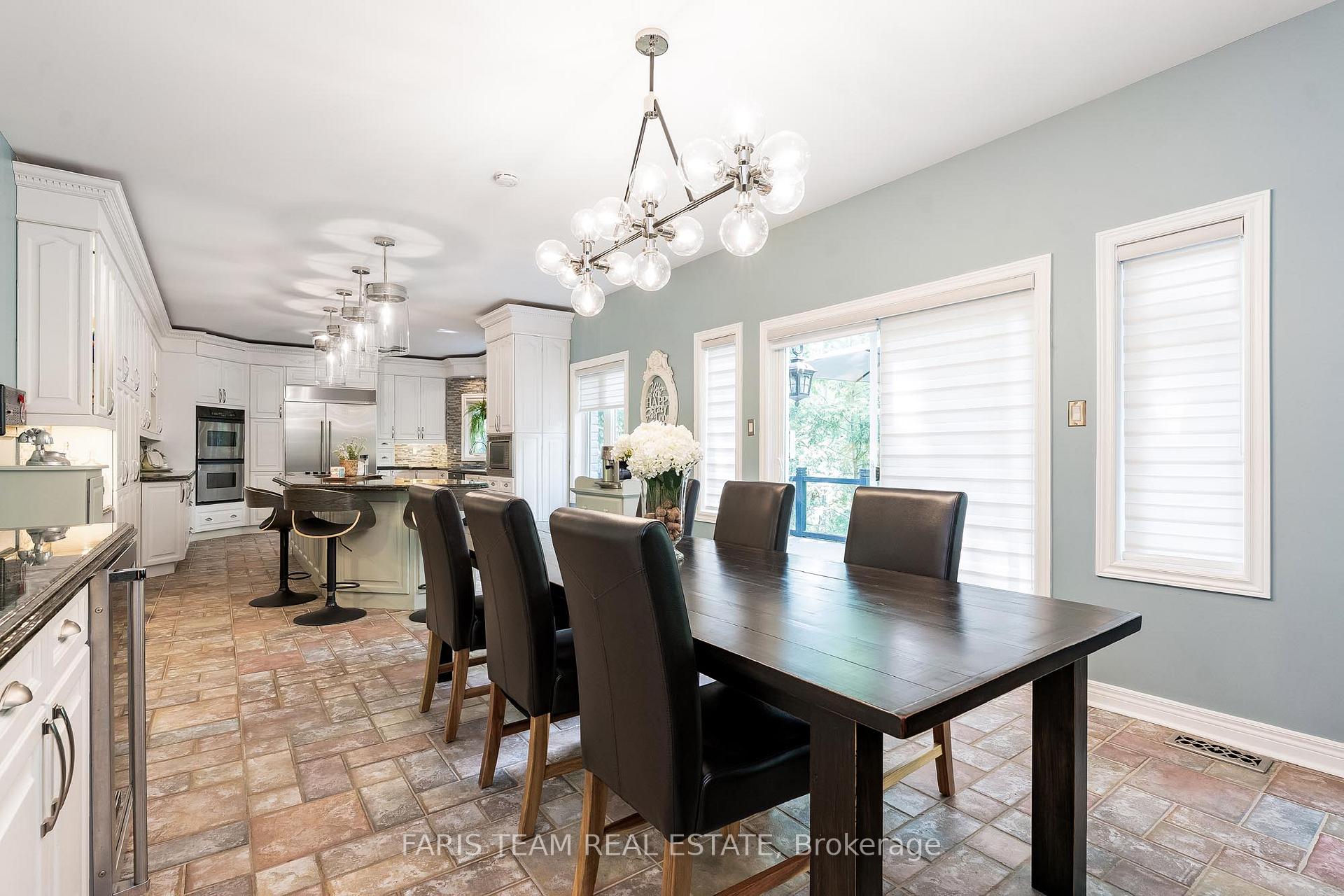 Photo 10 of 64 Alana Drive, Springwater, Centre Vespra — HOMEH