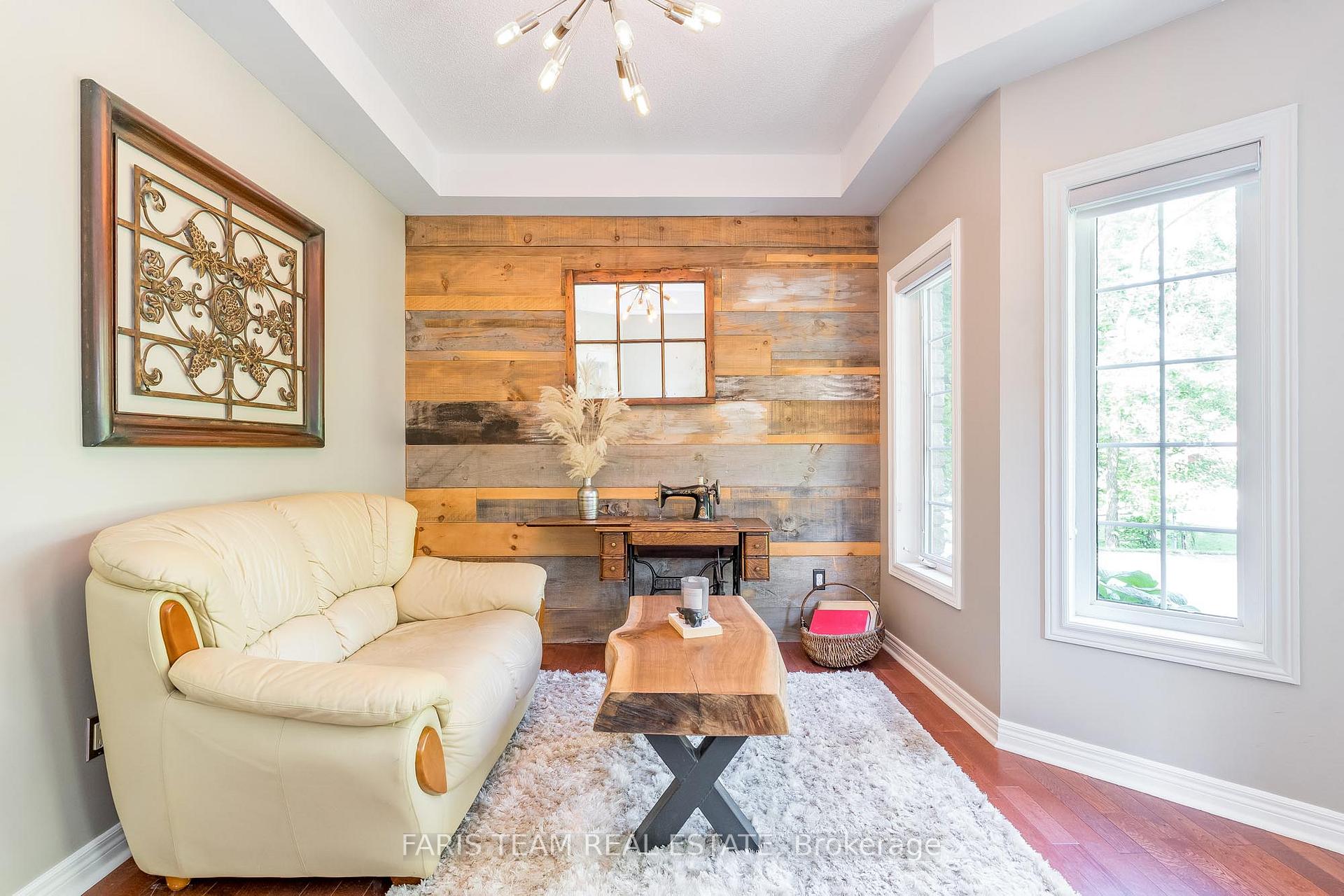 Photo 14 of 64 Alana Drive, Springwater, Centre Vespra — HOMEH