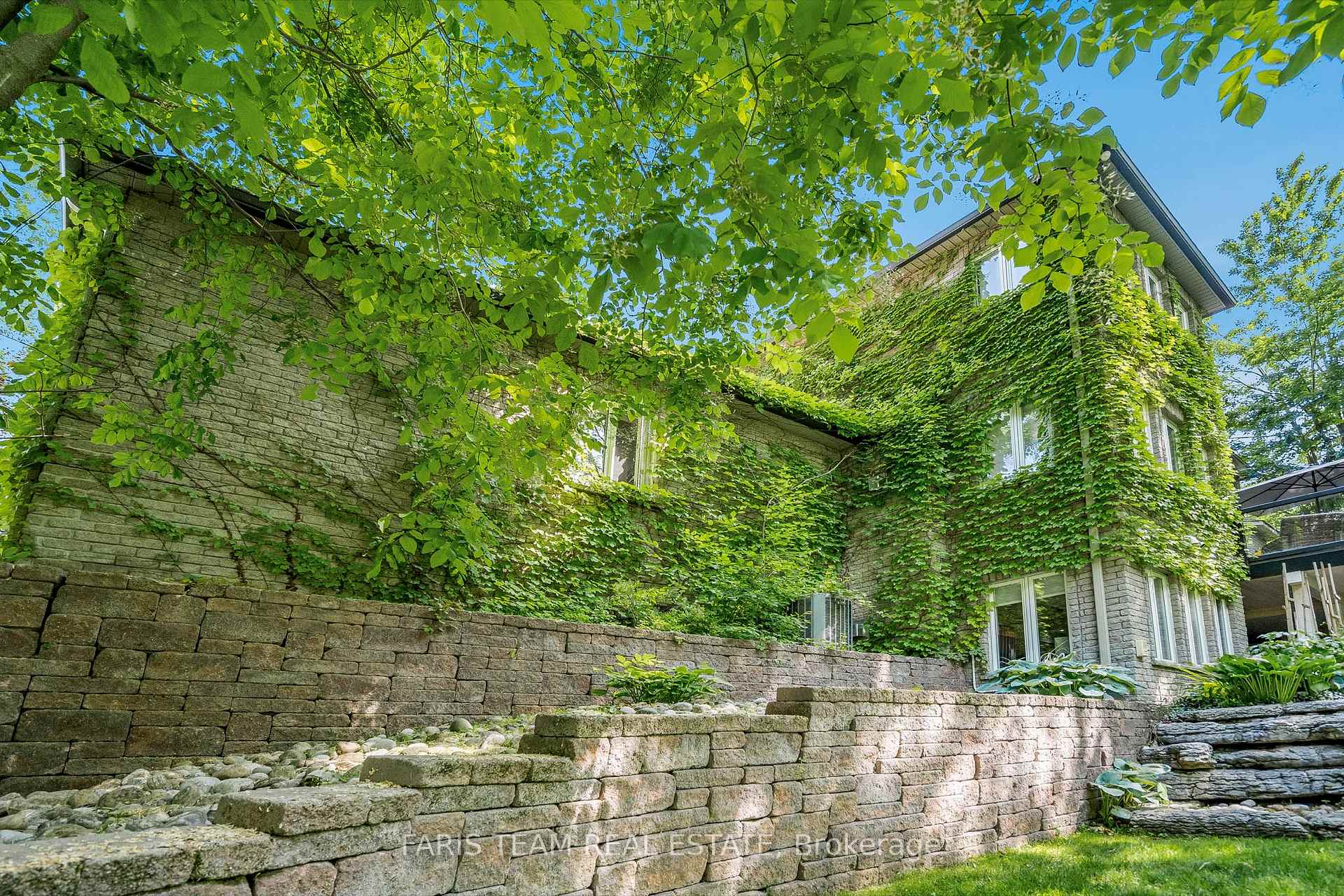 Photo 34 of 64 Alana Drive, Springwater, Centre Vespra — HOMEH