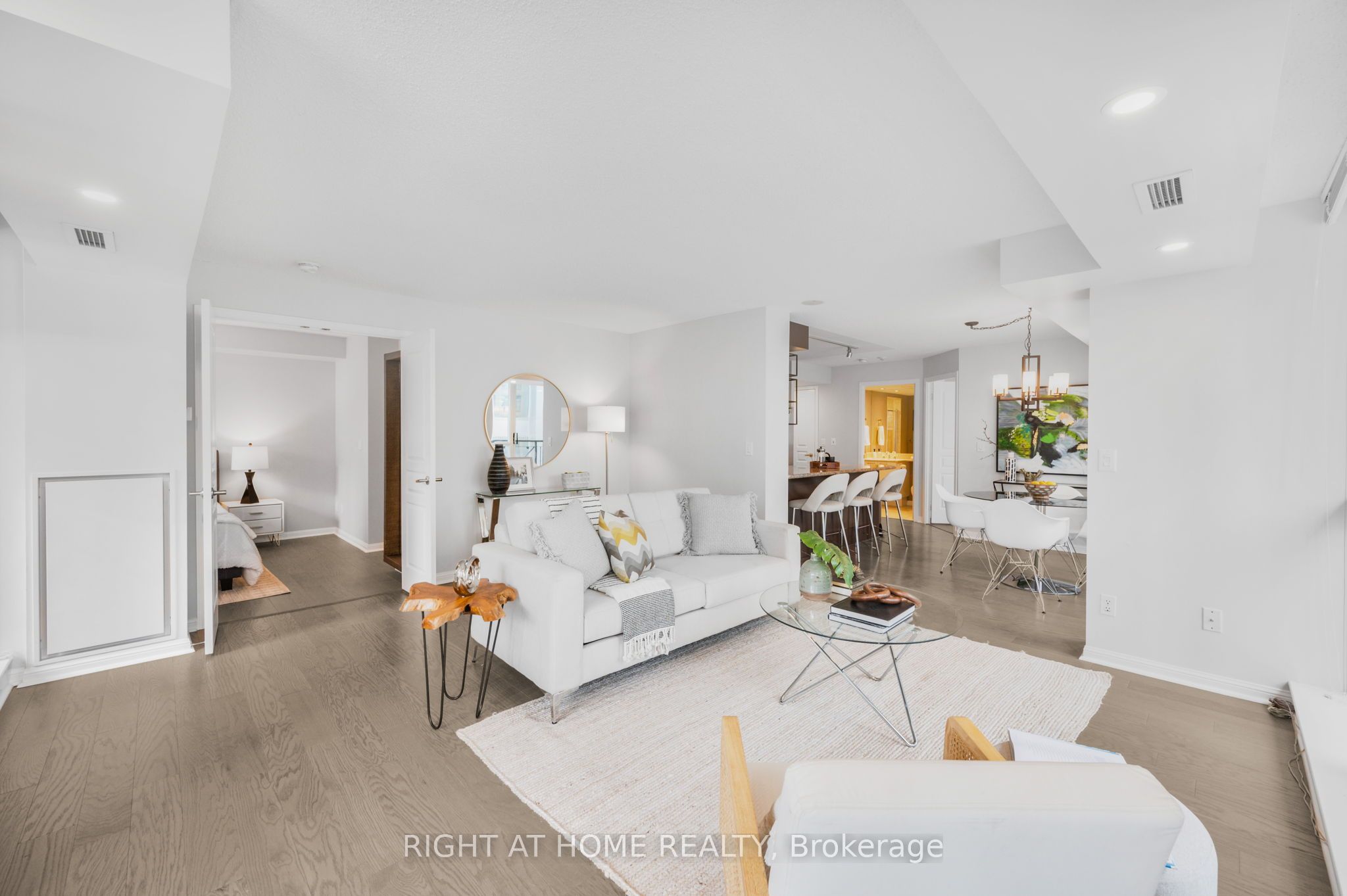 Photo 48 of Unit 1415, 140 Simcoe Street, Toronto, Waterfront Communities — HOMEH