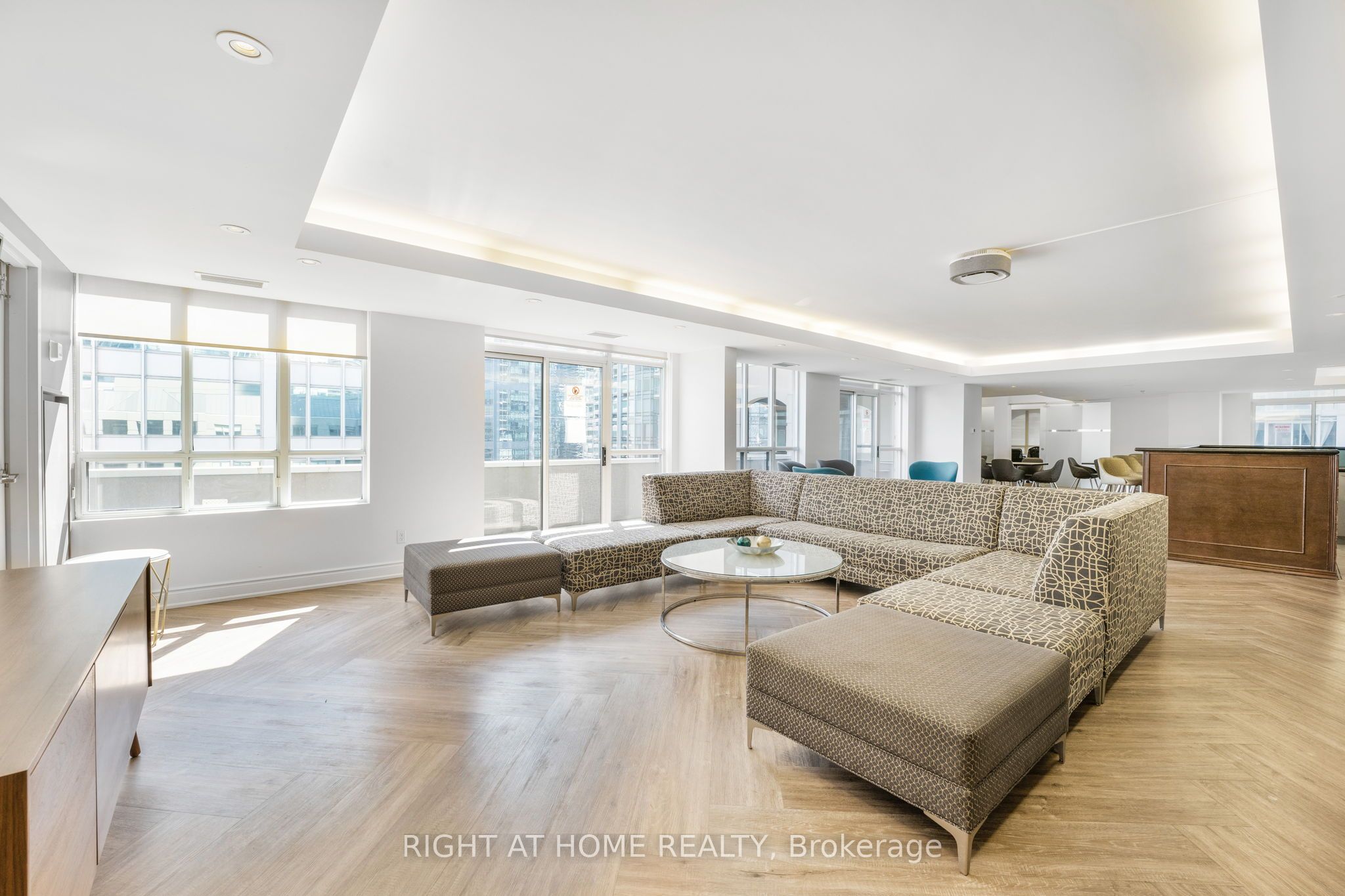 Photo 74 of Unit 1415, 140 Simcoe Street, Toronto, Waterfront Communities — HOMEH