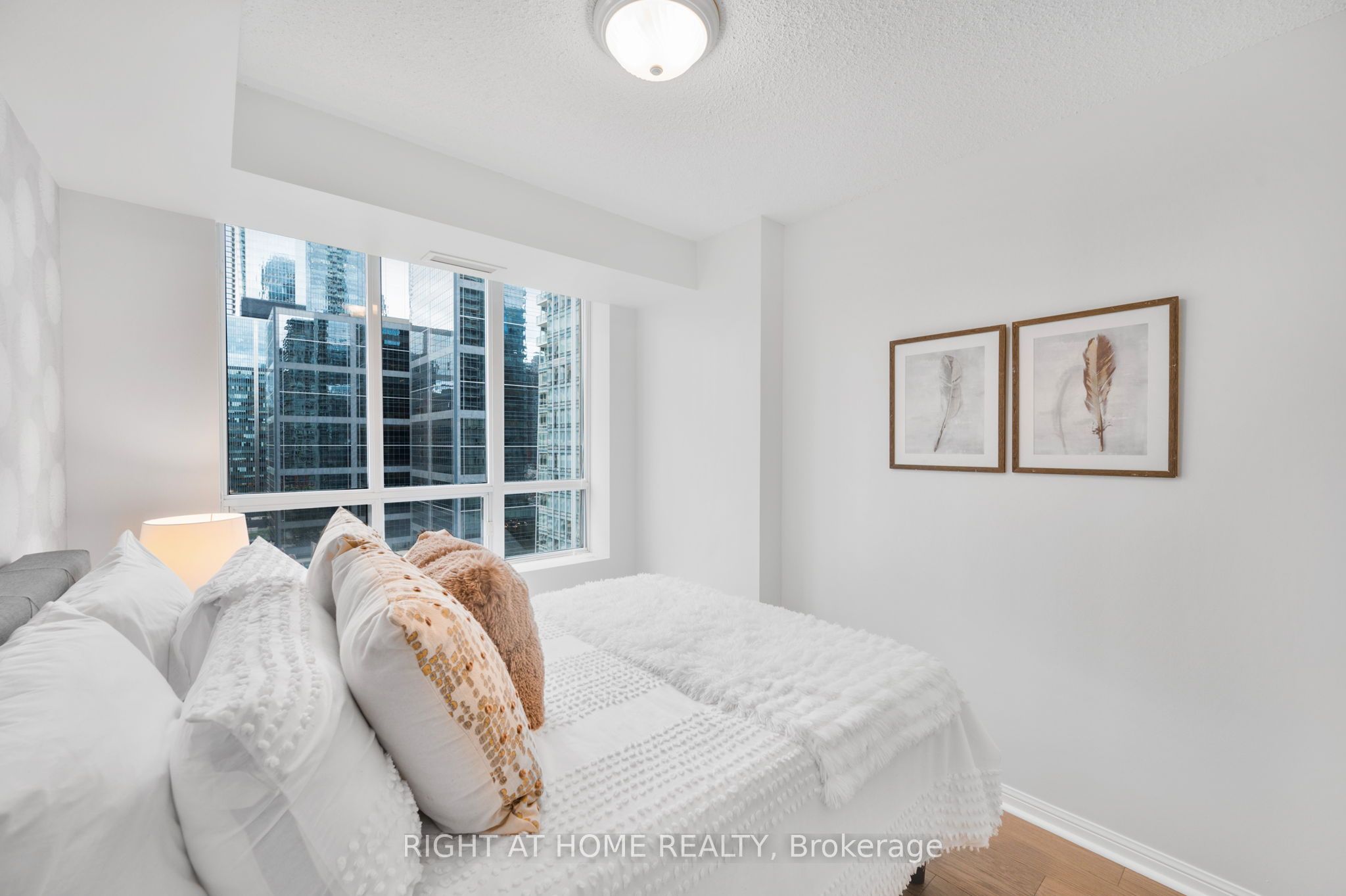 Photo 61 of Unit 1415, 140 Simcoe Street, Toronto, Waterfront Communities — HOMEH