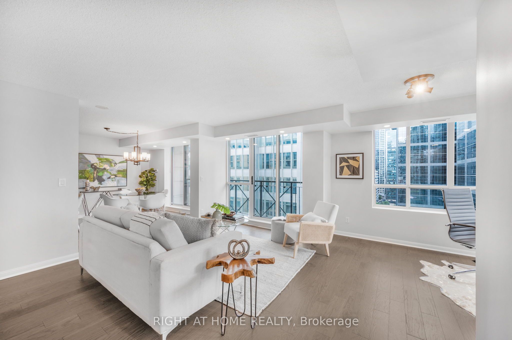 Photo 41 of Unit 1415, 140 Simcoe Street, Toronto, Waterfront Communities — HOMEH