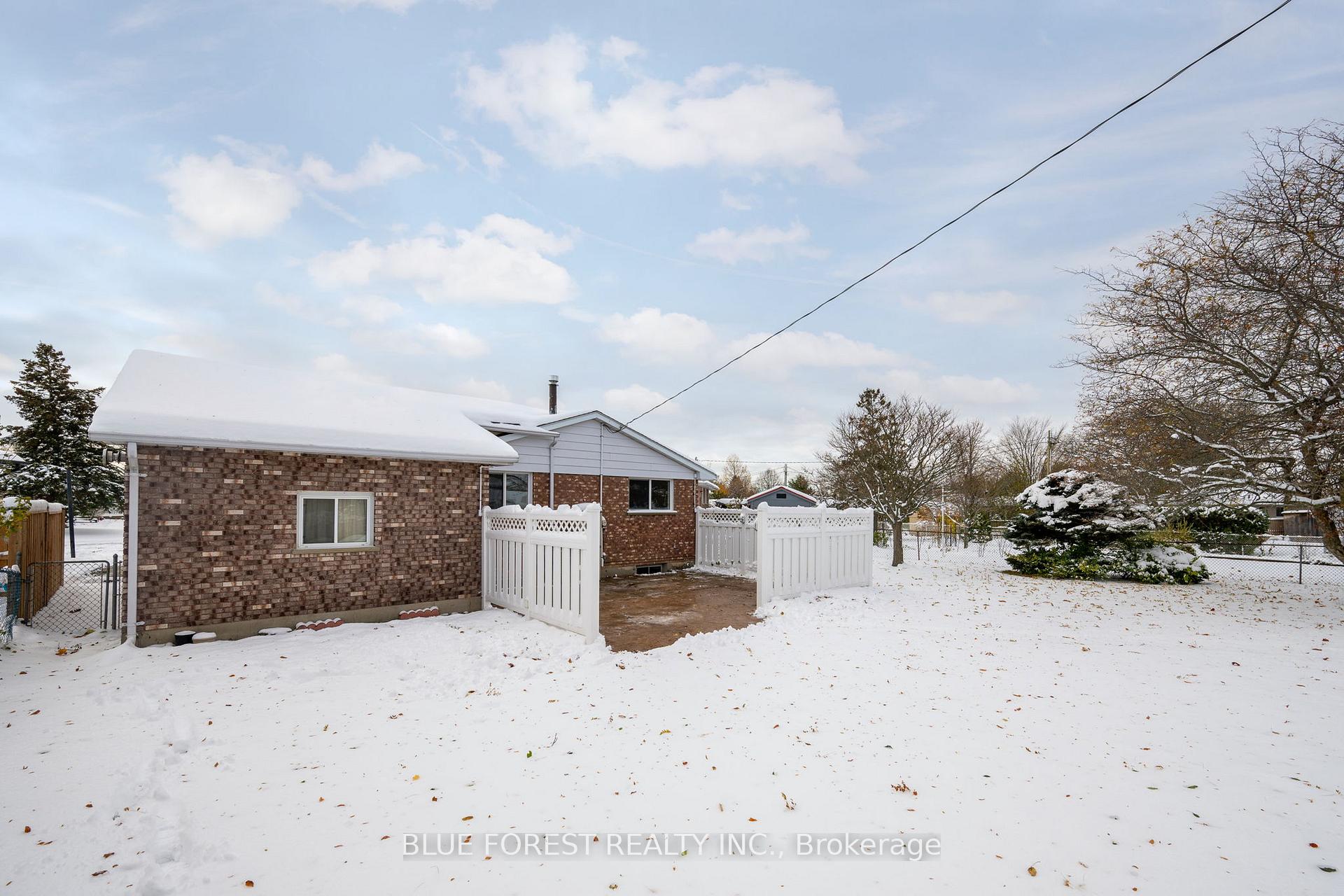 Photo 27 of 71 Sparta Street, St. Thomas — HOMEH
