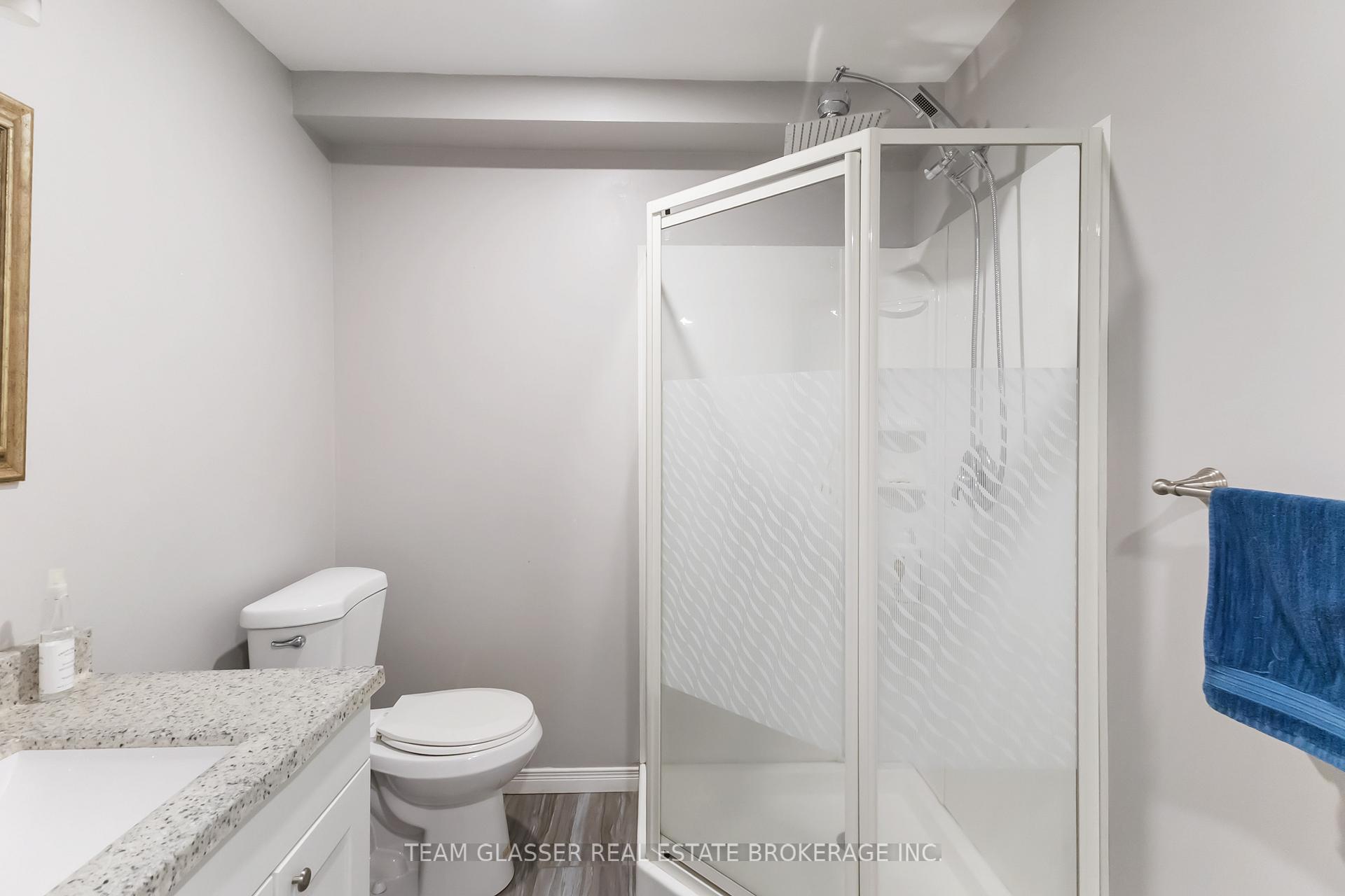 Photo 6 of 17 Carrie Crescent, St. Thomas — HOMEH
