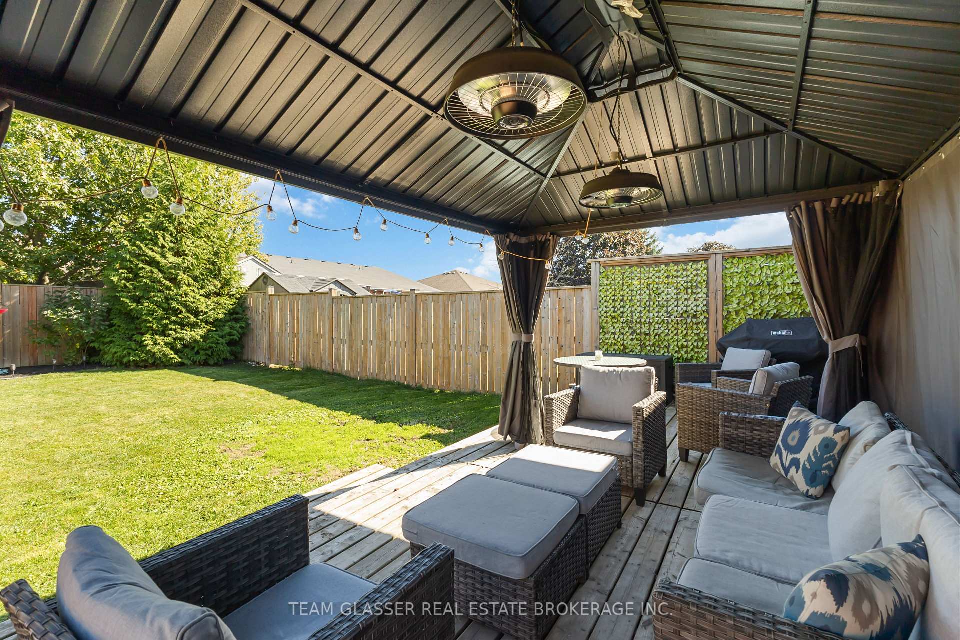 Photo 11 of 17 Carrie Crescent, St. Thomas — HOMEH
