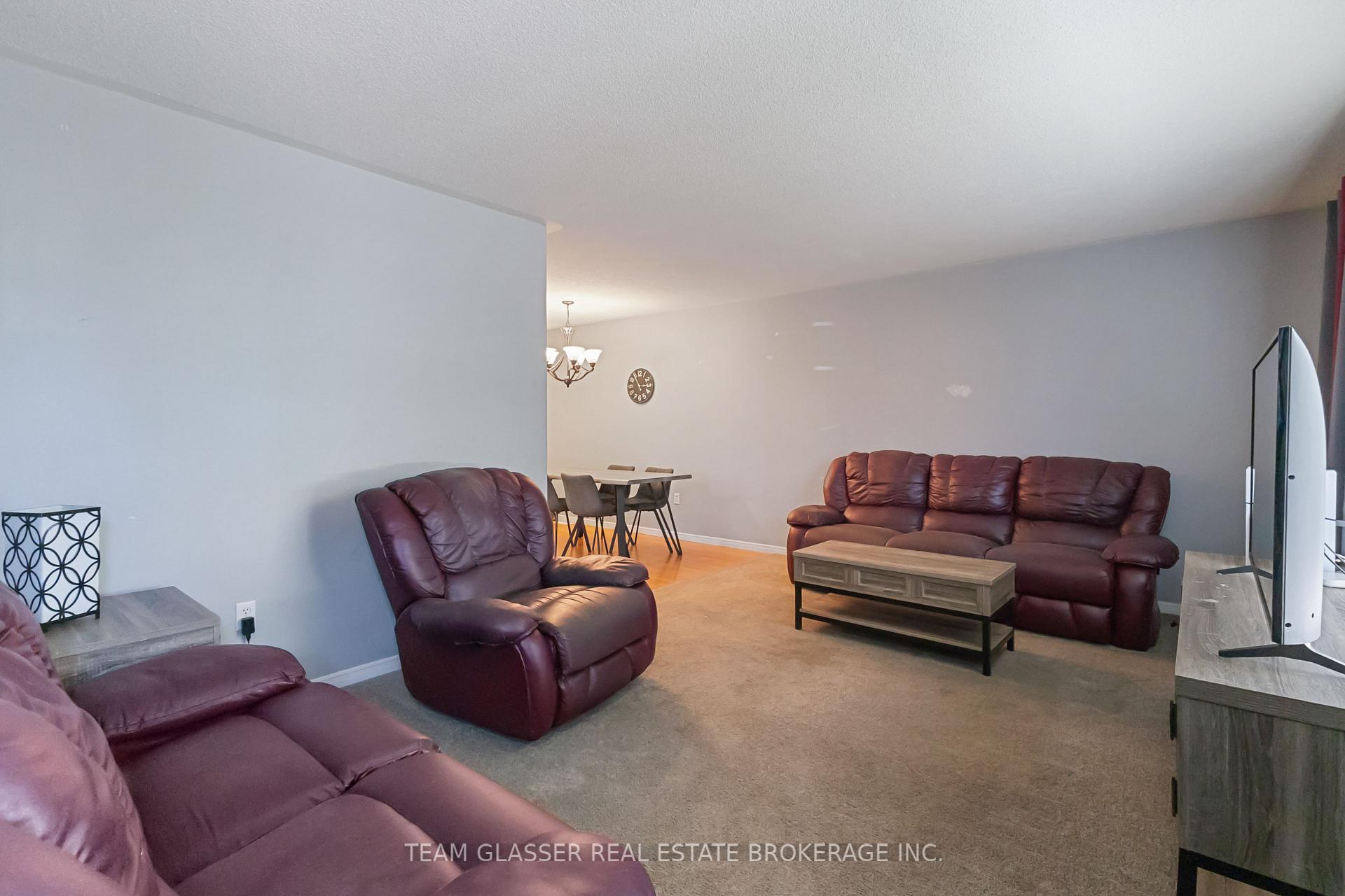 Photo 21 of 17 Carrie Crescent, St. Thomas — HOMEH