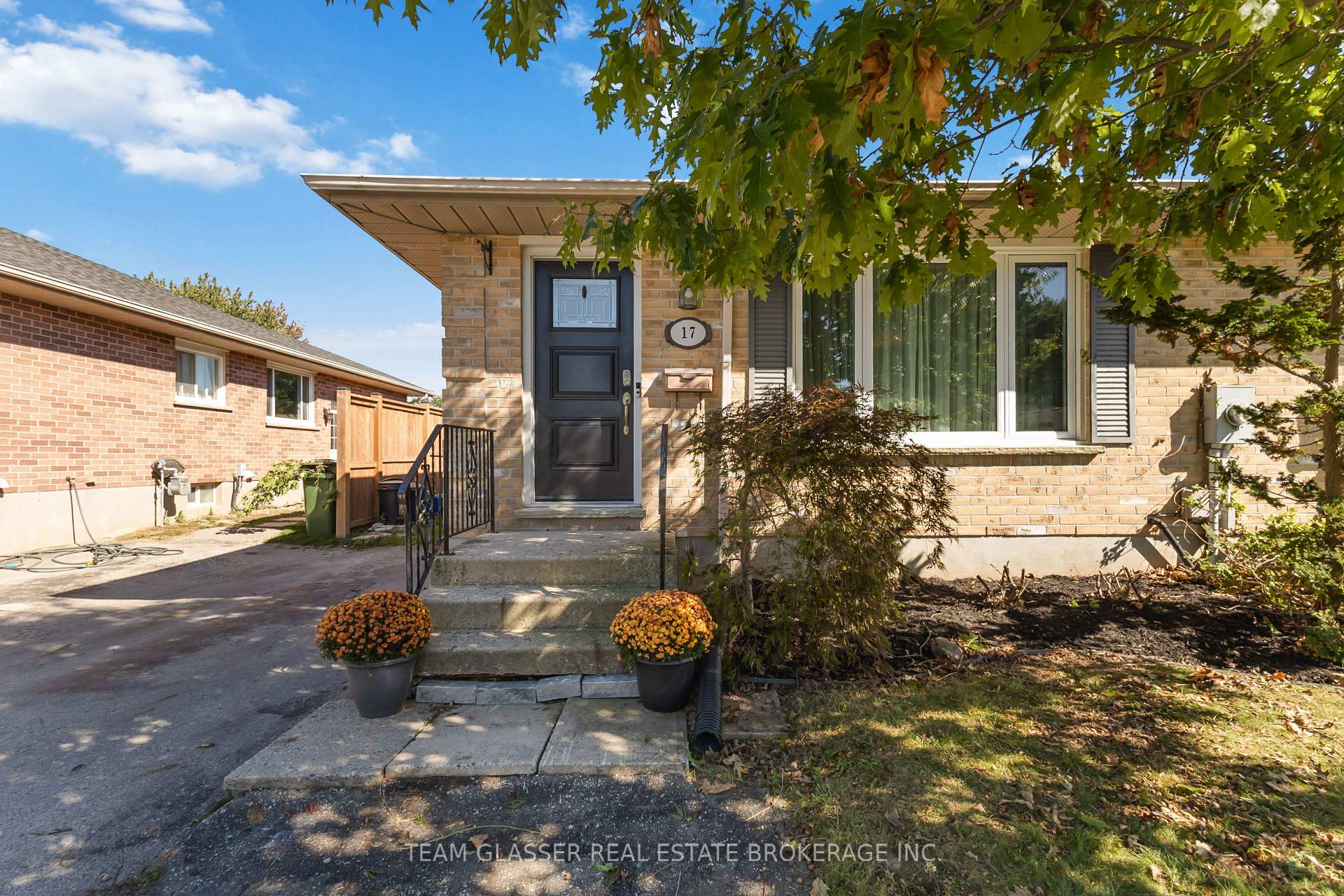 Photo 44 of 17 Carrie Crescent, St. Thomas — HOMEH
