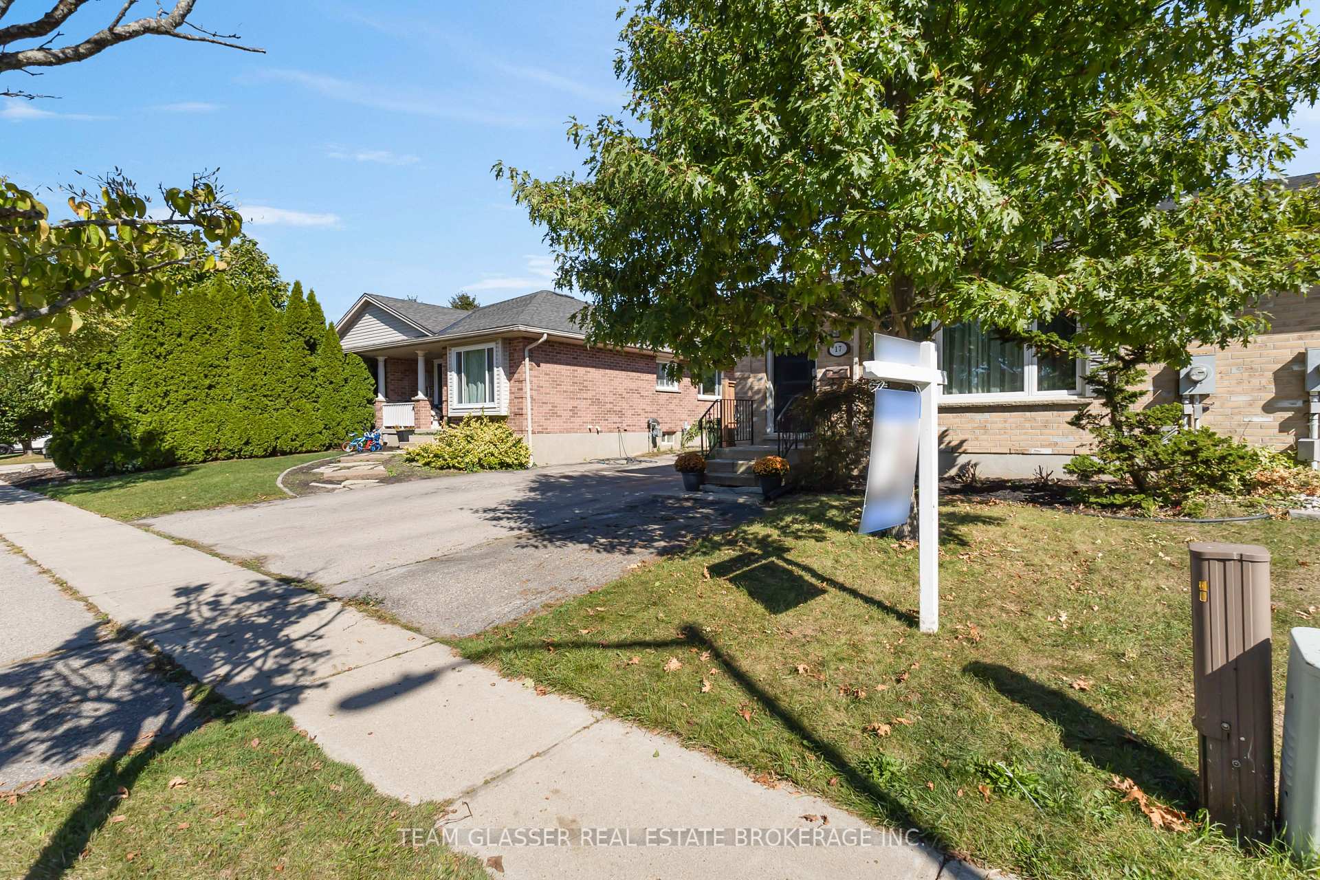 Photo 48 of 17 Carrie Crescent, St. Thomas — HOMEH