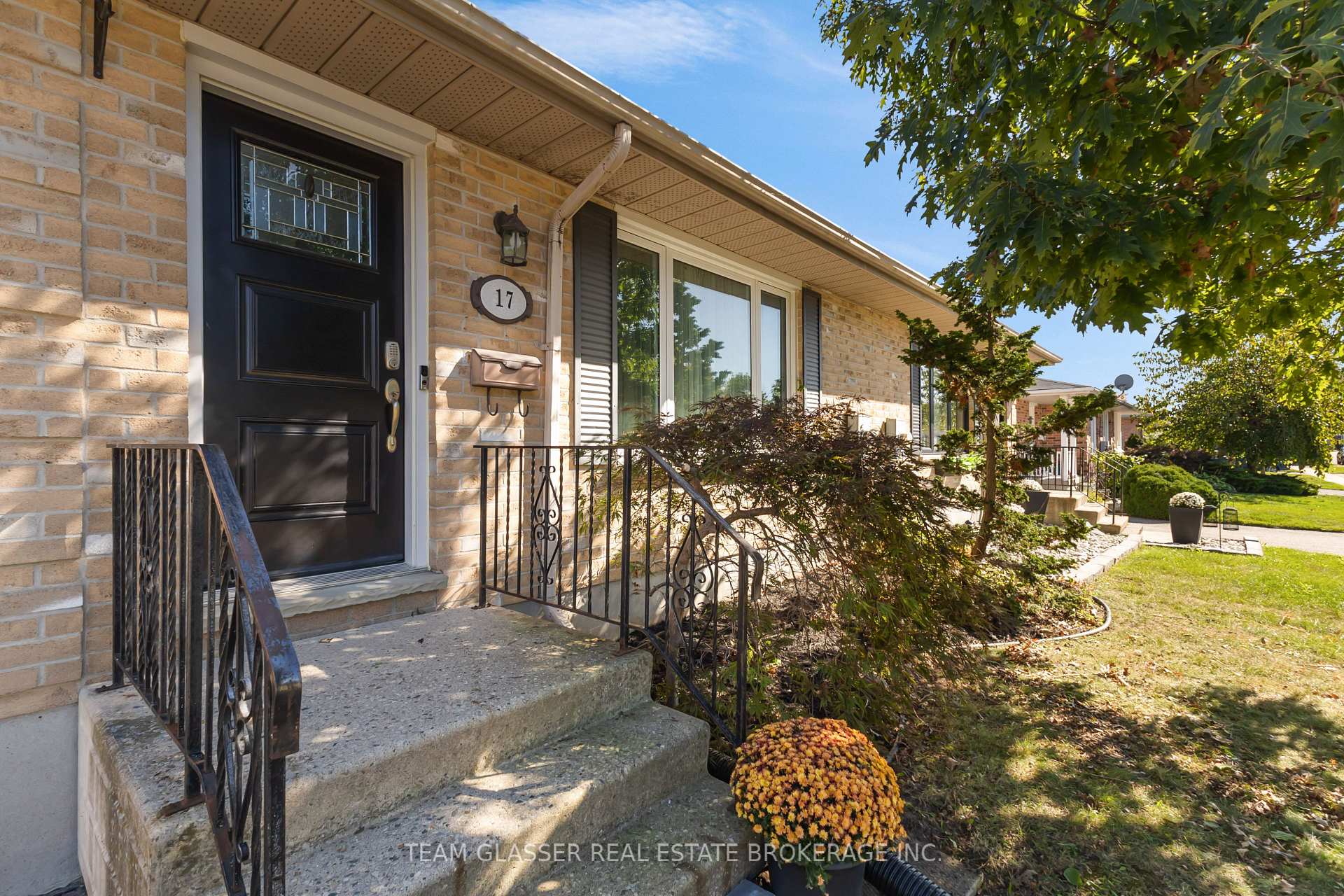 Photo 49 of 17 Carrie Crescent, St. Thomas — HOMEH