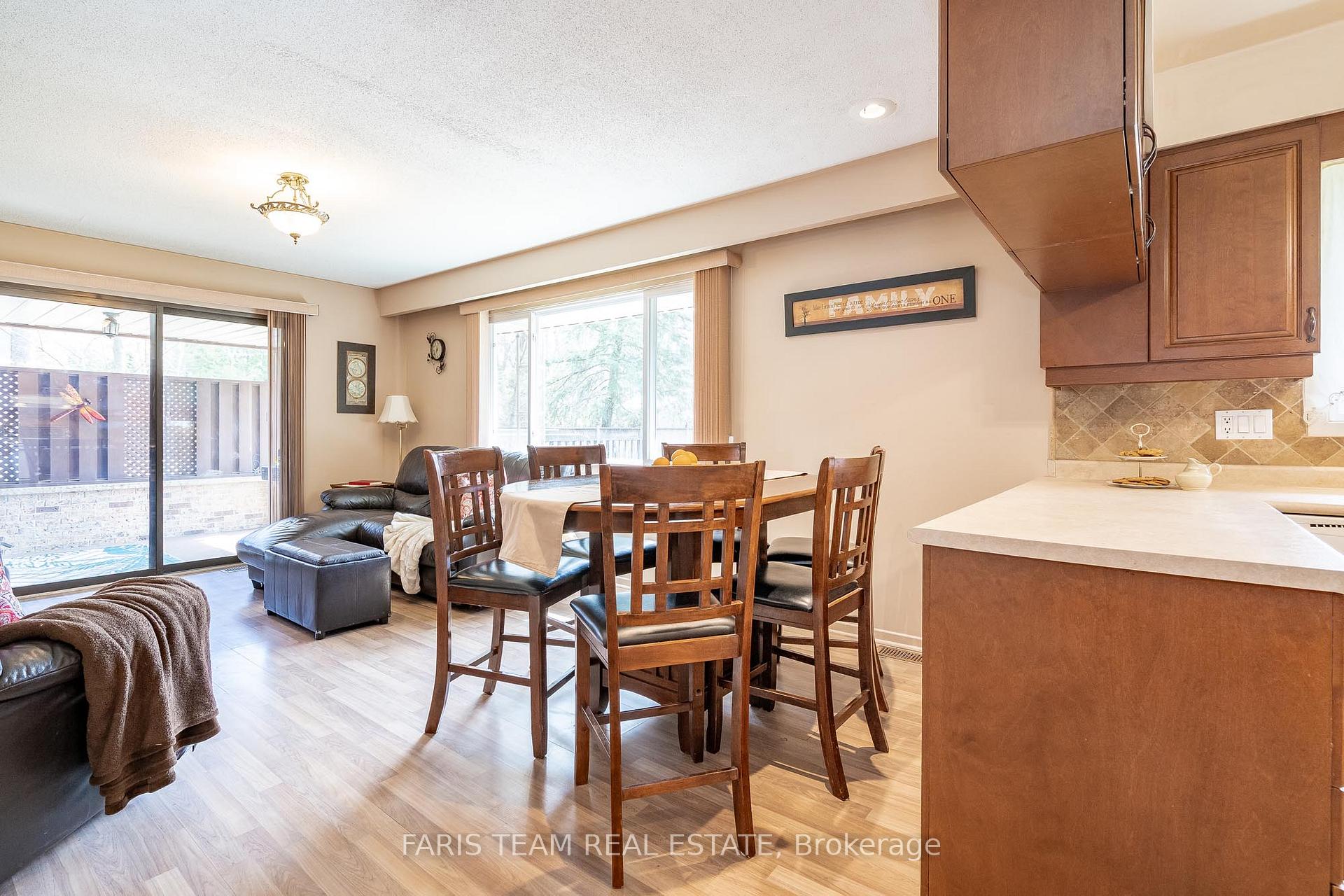 Photo 6 of 15 Lawrence Avenue, Springwater, Anten Mills — HOMEH
