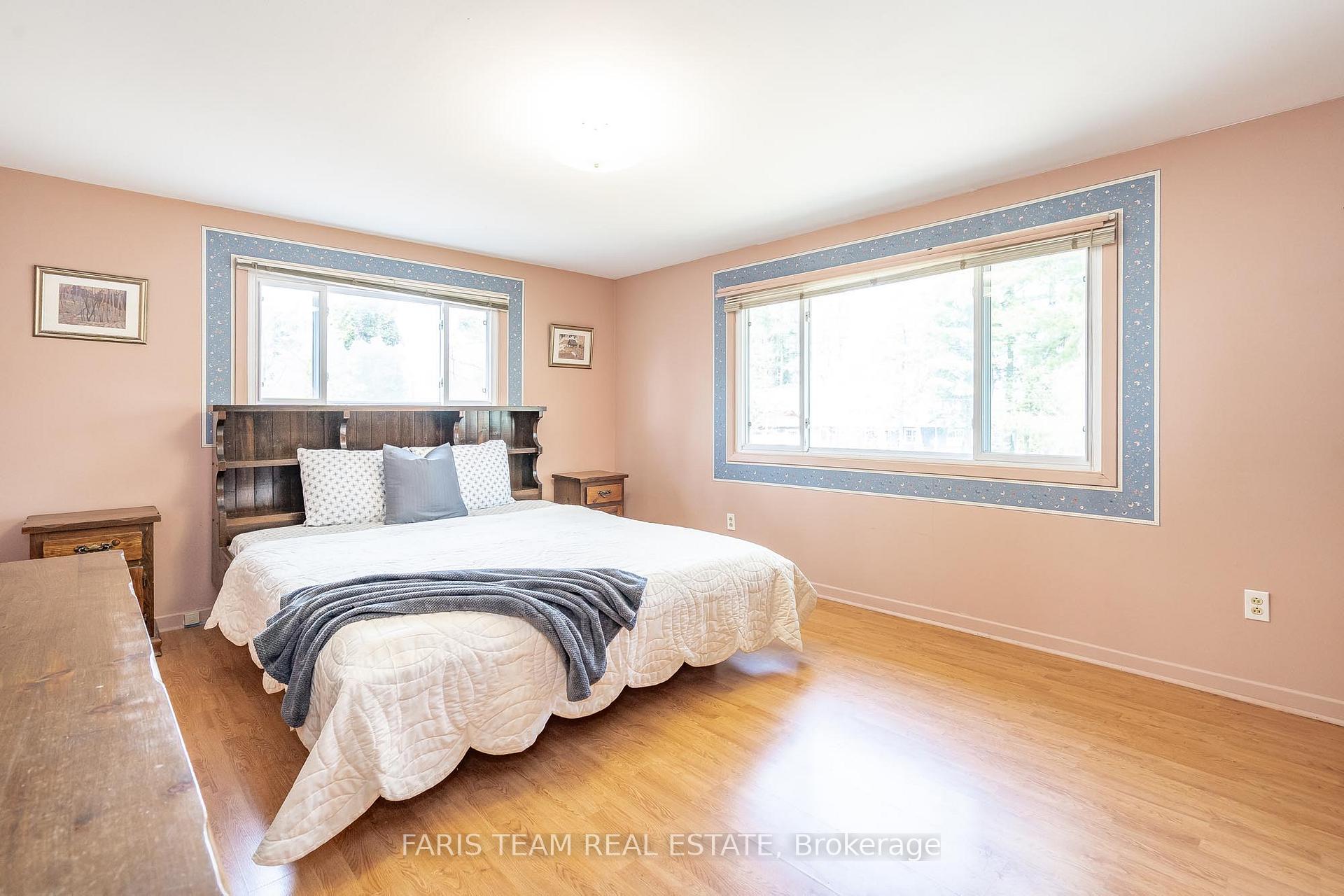 Photo 13 of 15 Lawrence Avenue, Springwater, Anten Mills — HOMEH