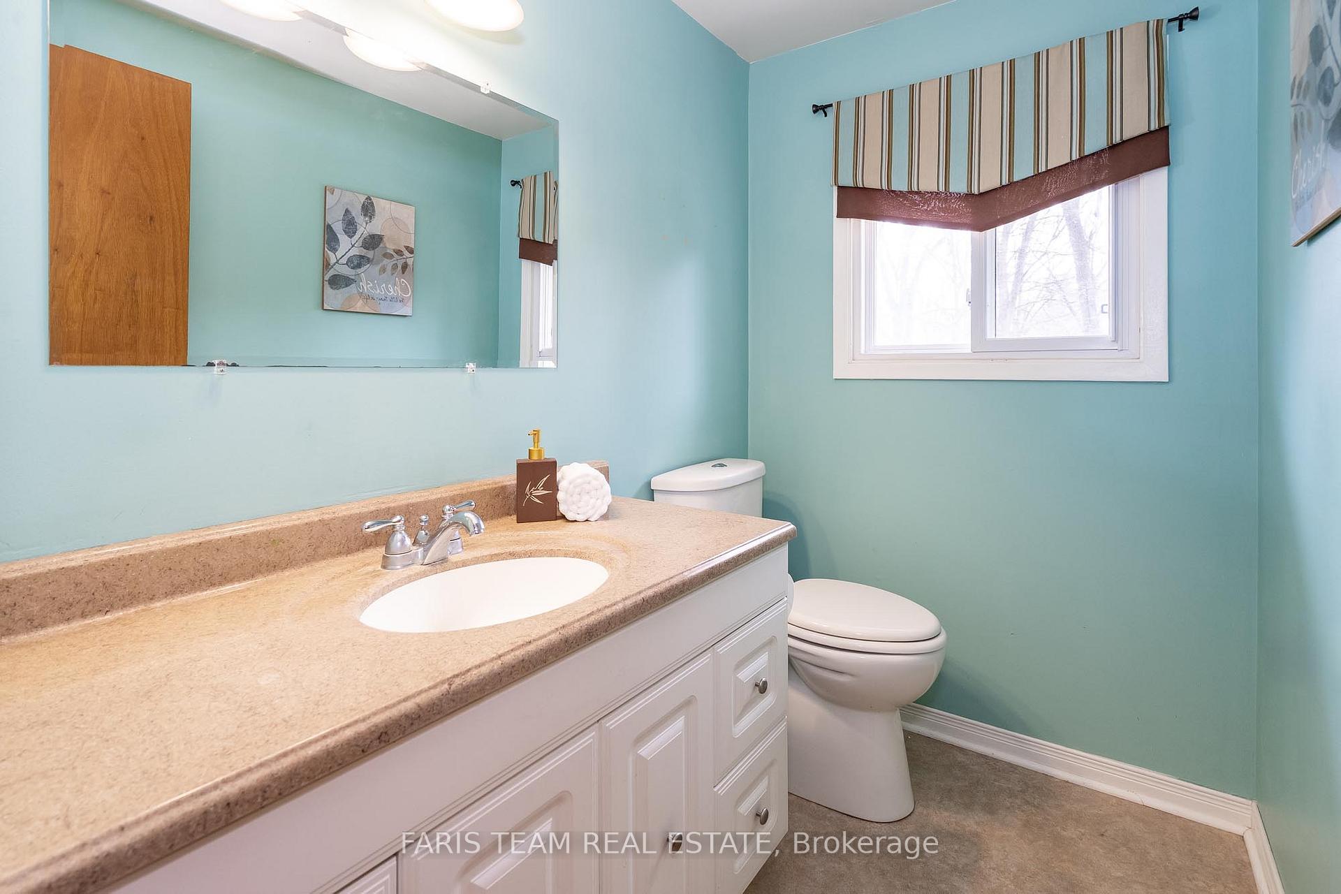 Photo 18 of 15 Lawrence Avenue, Springwater, Anten Mills — HOMEH
