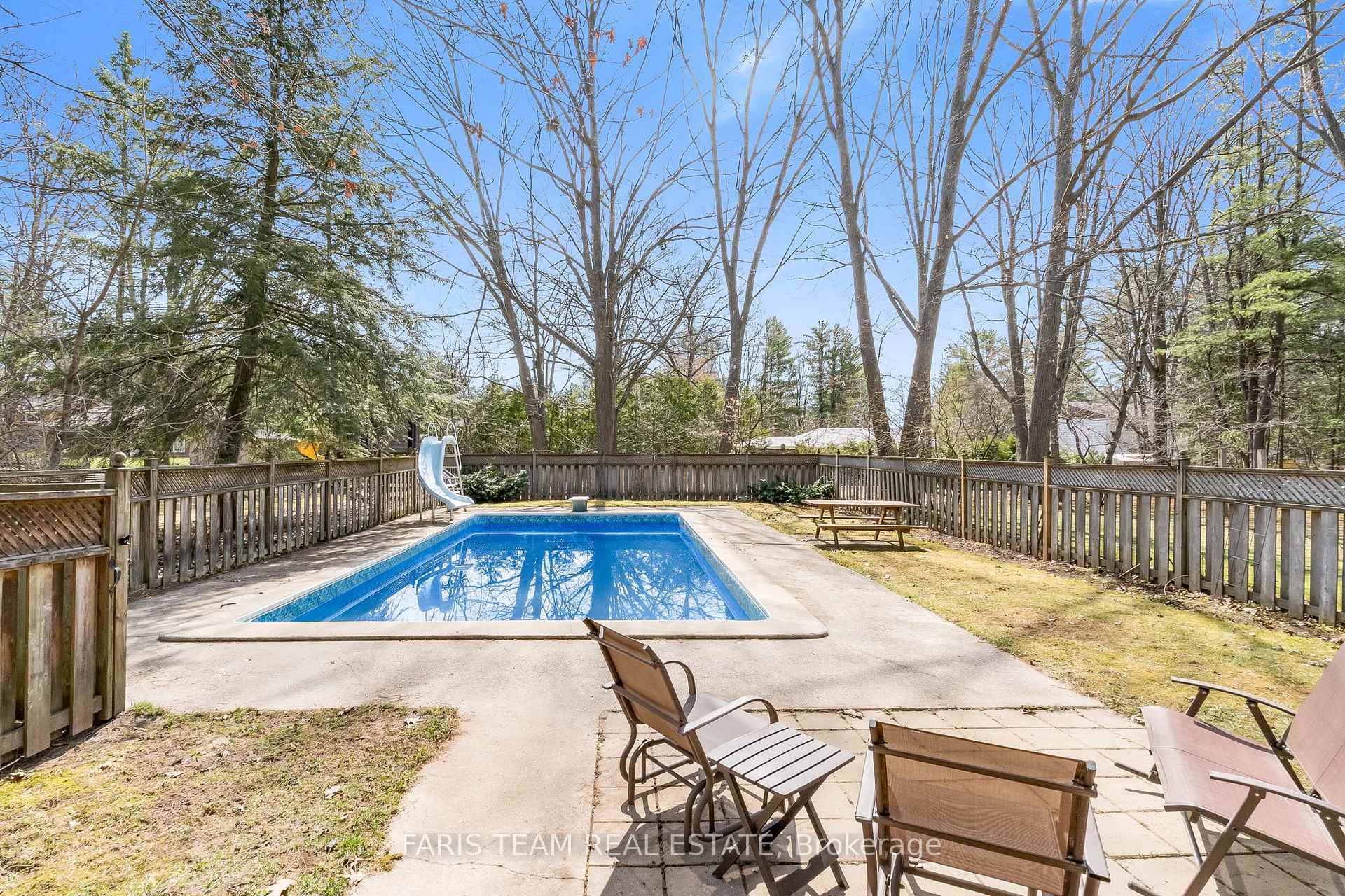 Photo 22 of 15 Lawrence Avenue, Springwater, Anten Mills — HOMEH