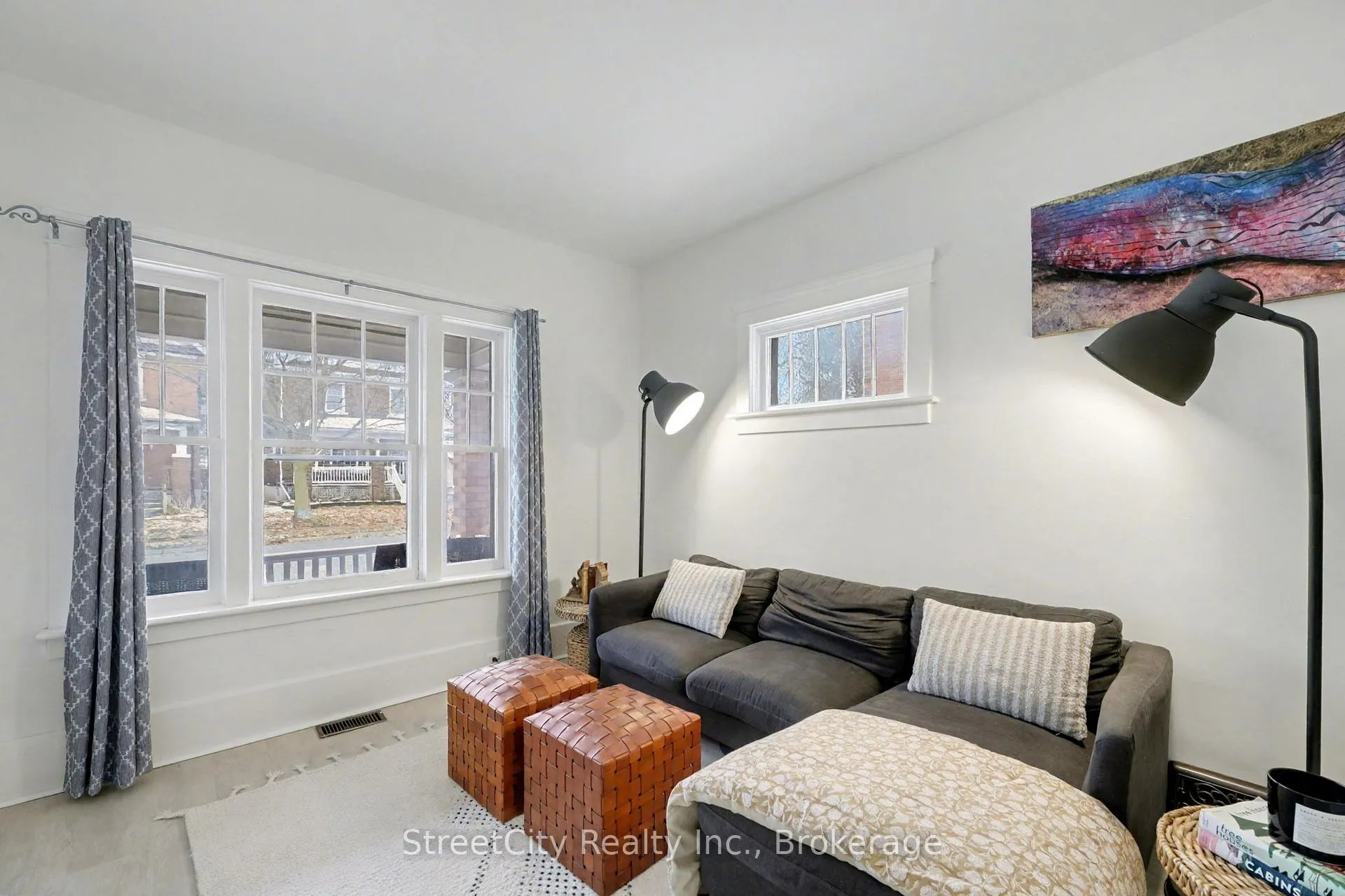 Photo 9 of 97 Cambria Street, Stratford — HOMEH