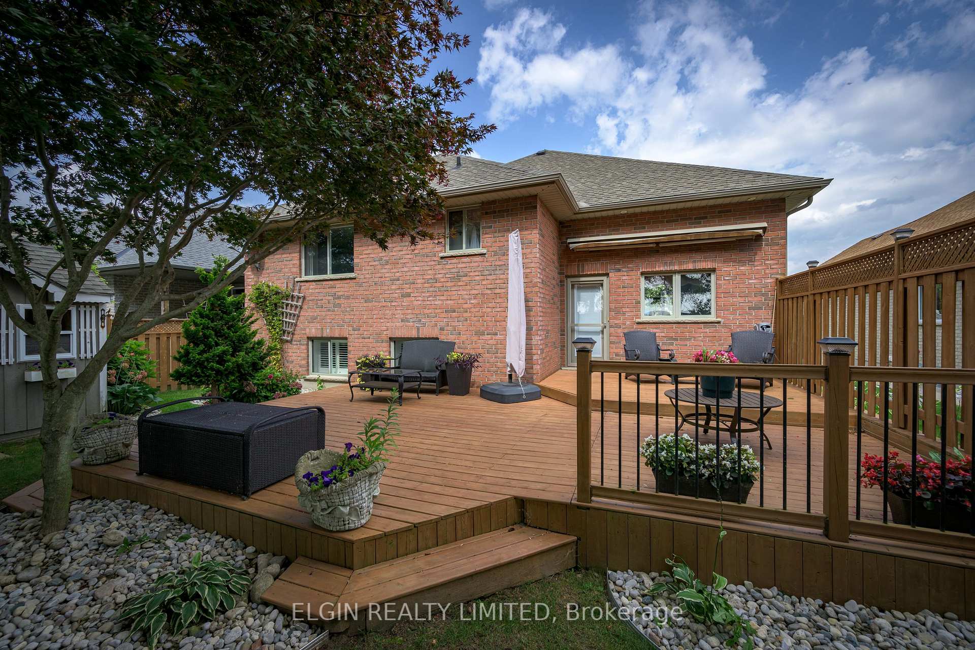 Photo 6 of 20 Beechwood Circle, St. Thomas — HOMEH