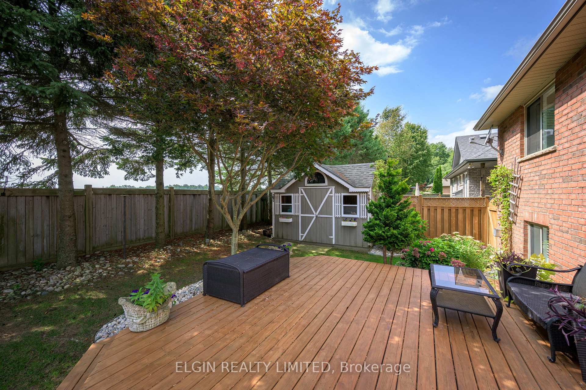 Photo 10 of 20 Beechwood Circle, St. Thomas — HOMEH