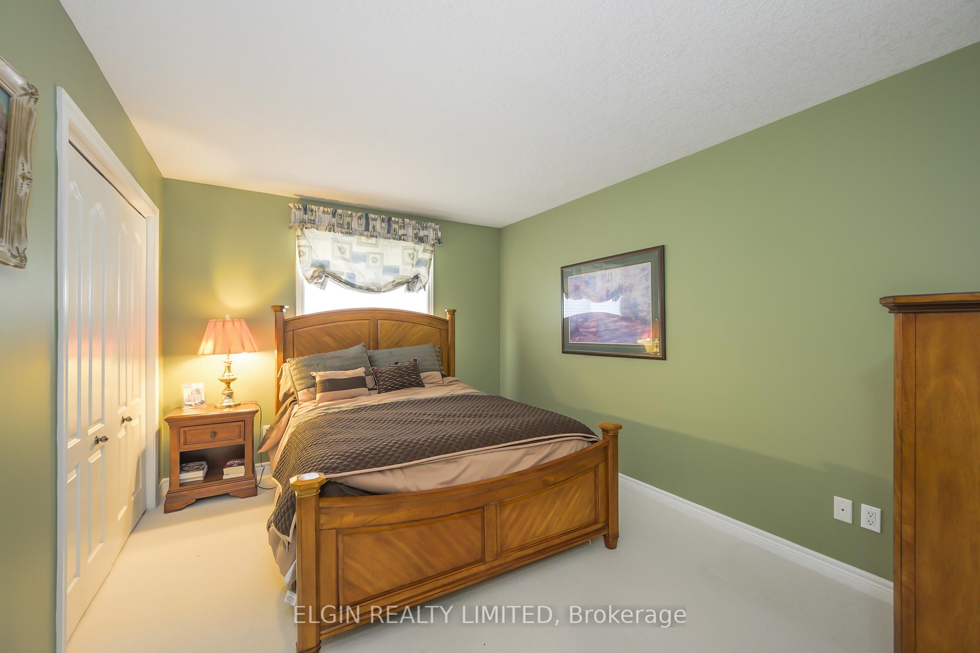 Photo 24 of 20 Beechwood Circle, St. Thomas — HOMEH