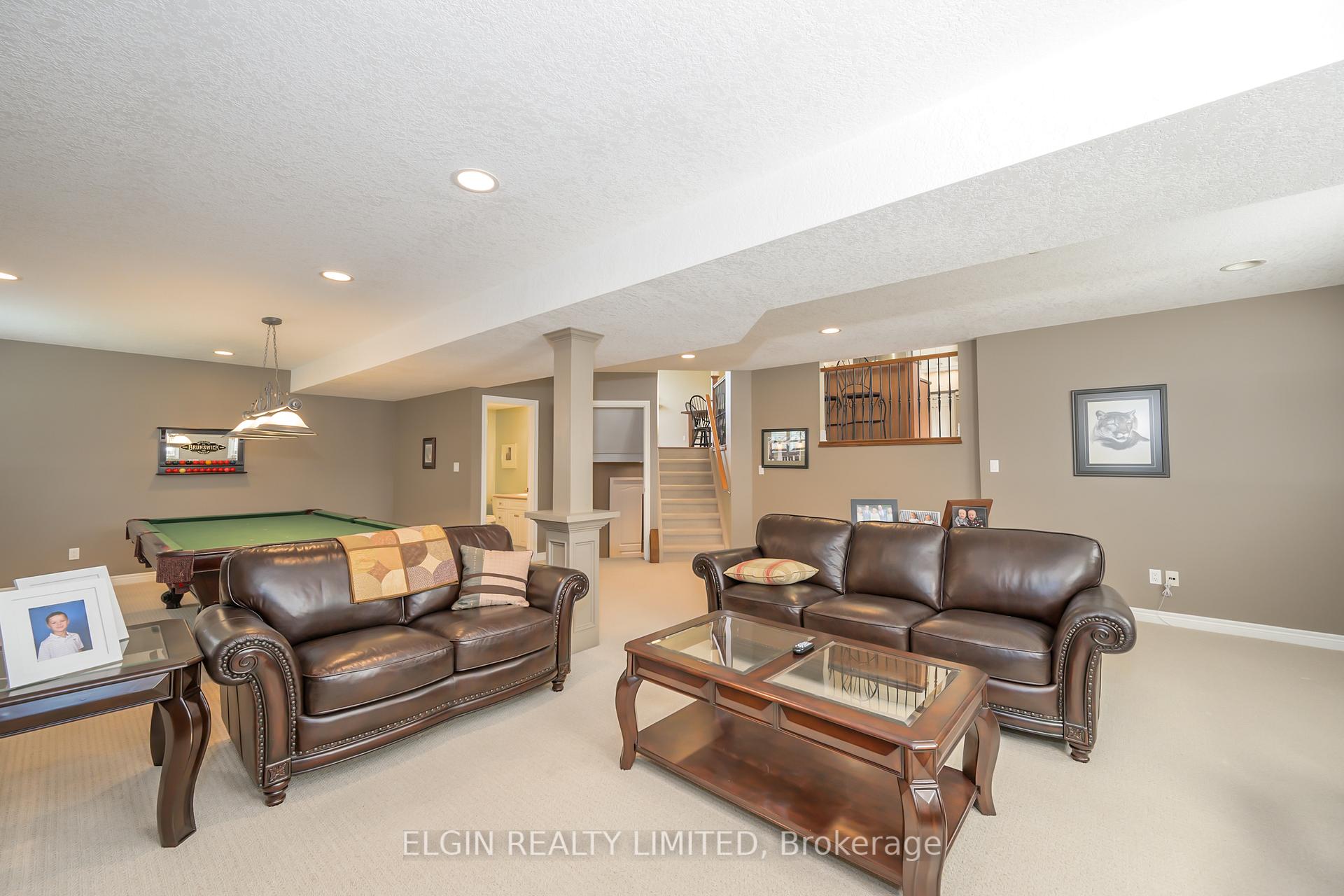 Photo 29 of 20 Beechwood Circle, St. Thomas — HOMEH