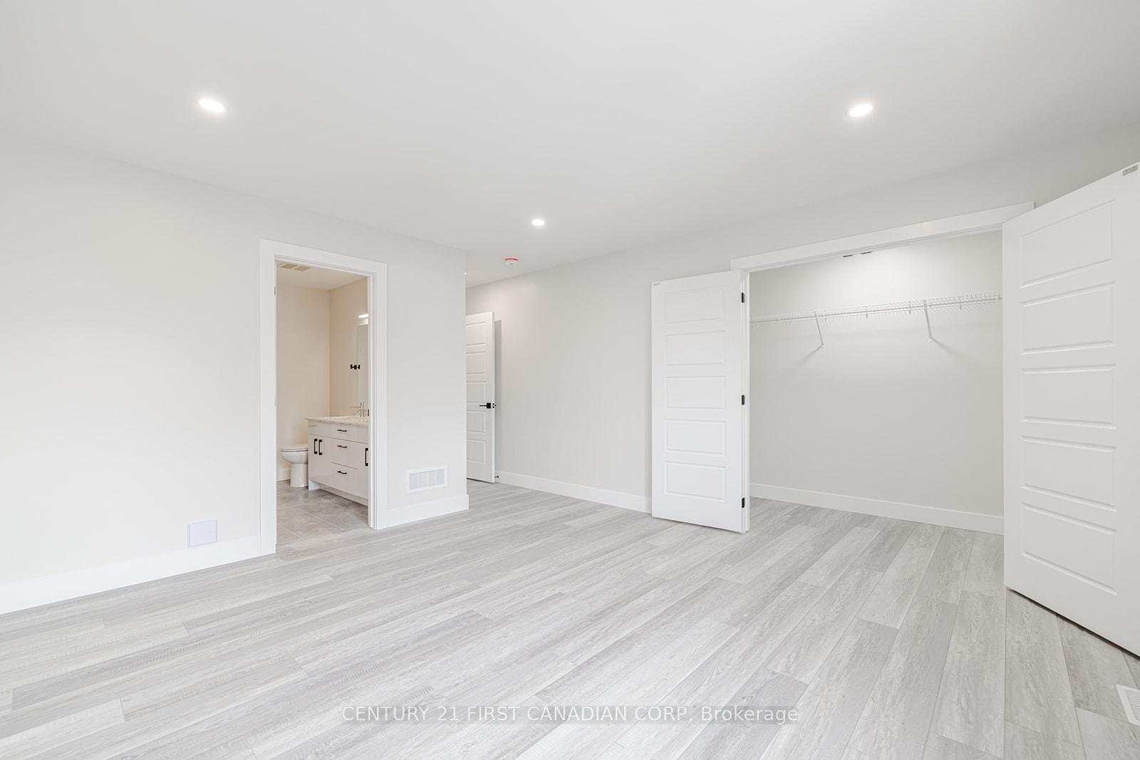 Photo 9 of Unit 105, 109 Ross Street, St. Thomas — HOMEH