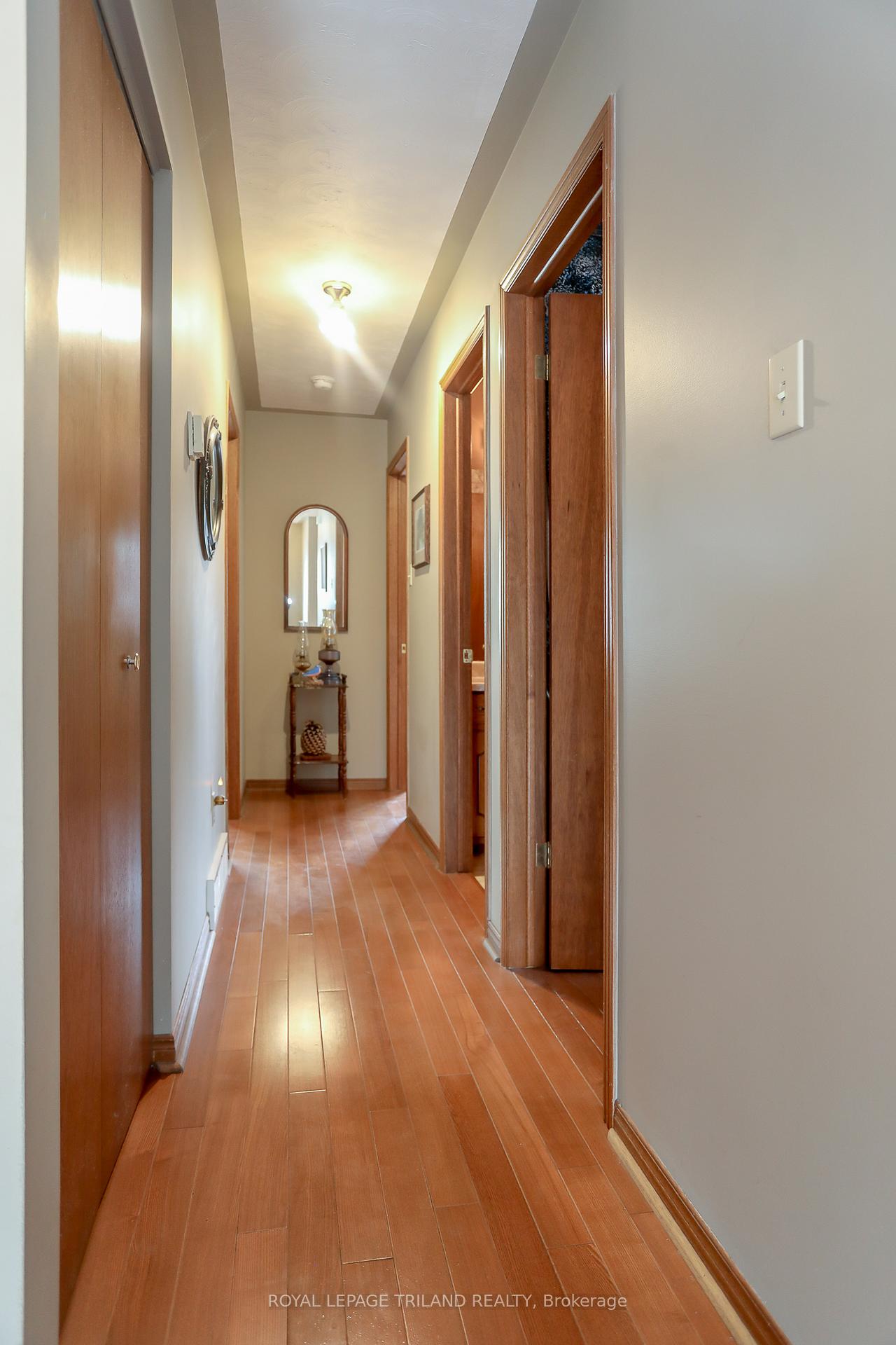 Photo 12 of 170 Forest Avenue, St. Thomas — HOMEH