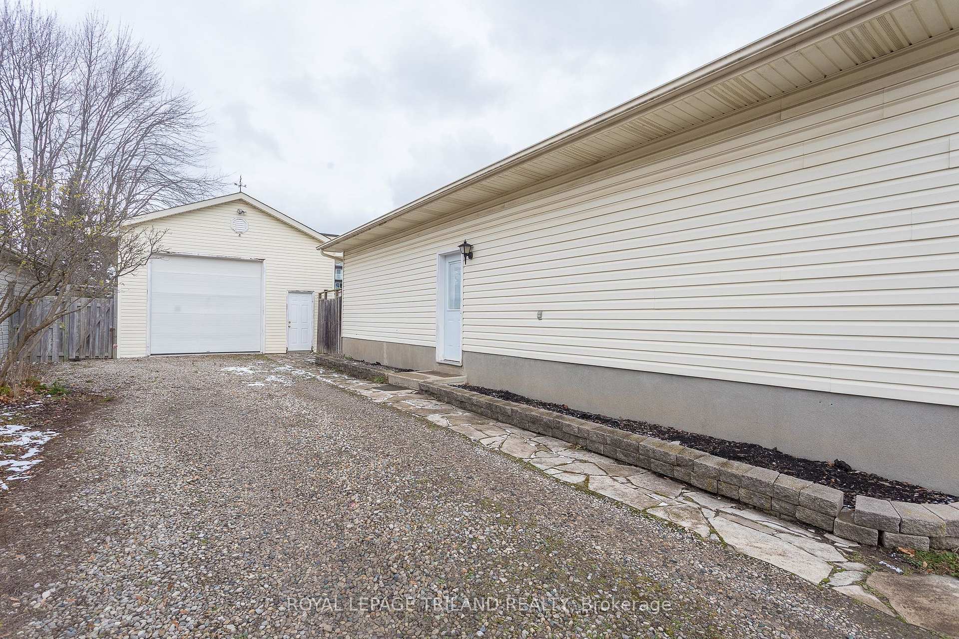 Photo 36 of 170 Forest Avenue, St. Thomas — HOMEH