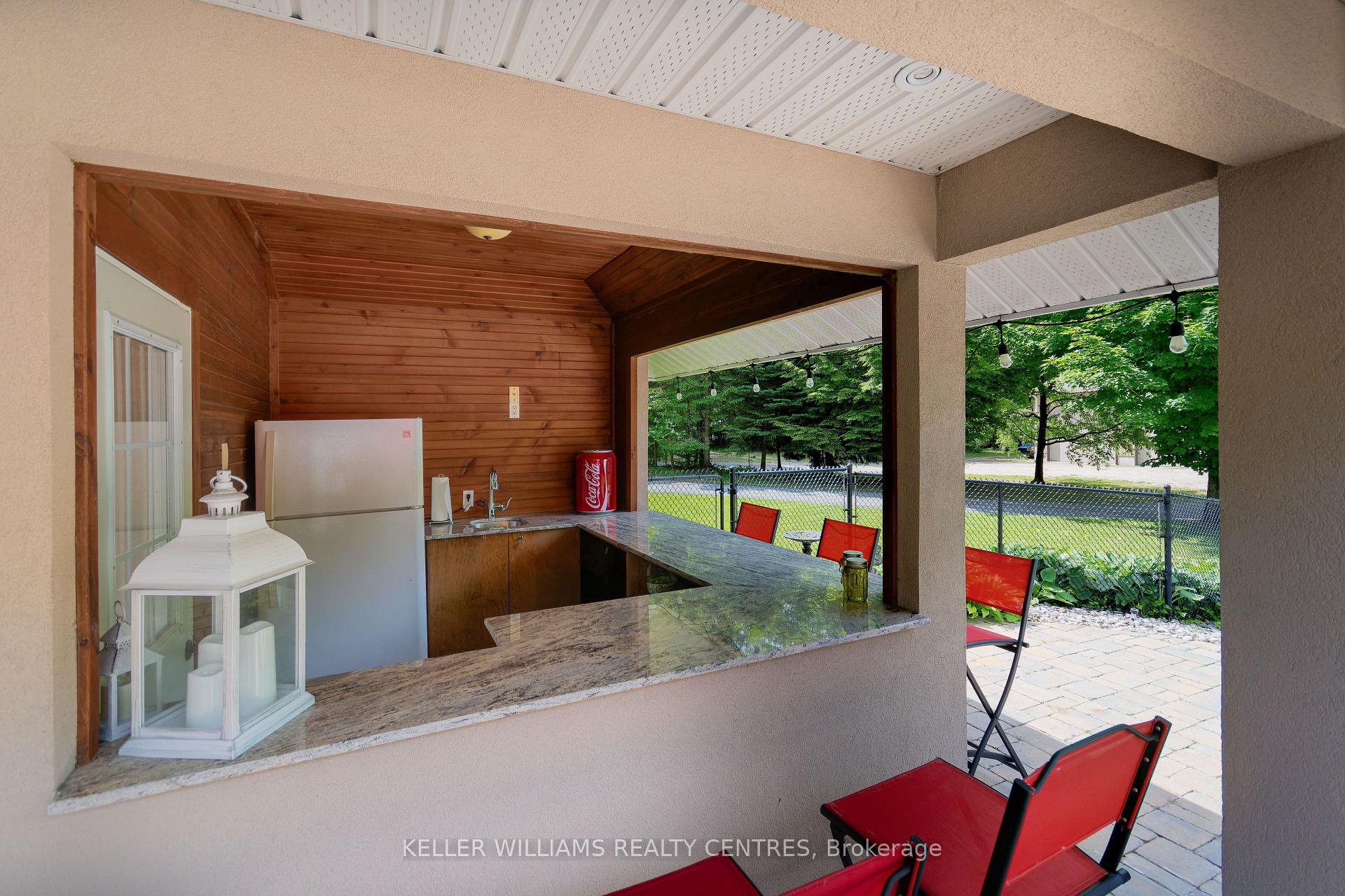 Photo 25 of 1138 Old Second Road N, Springwater, Rural Springwater — HOMEH