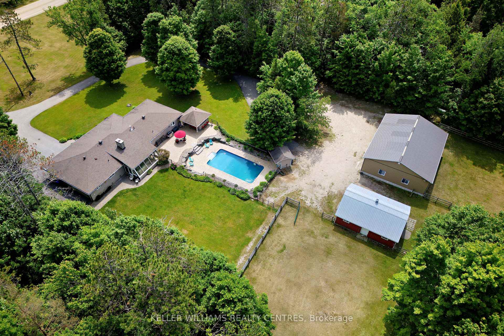 Photo 27 of 1138 Old Second Road N, Springwater, Rural Springwater — HOMEH