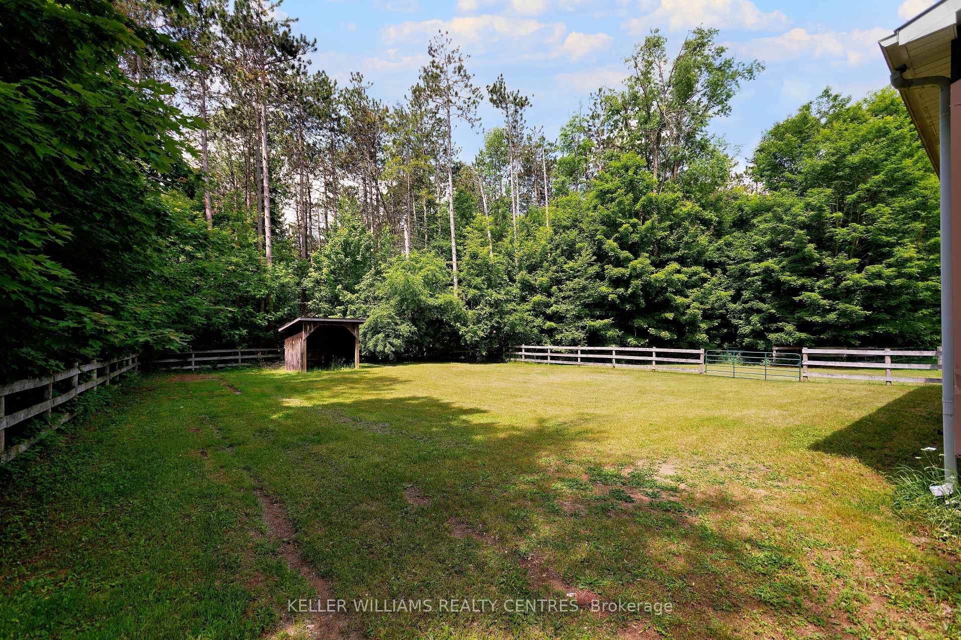 Photo 36 of 1138 Old Second Road N, Springwater, Rural Springwater — HOMEH