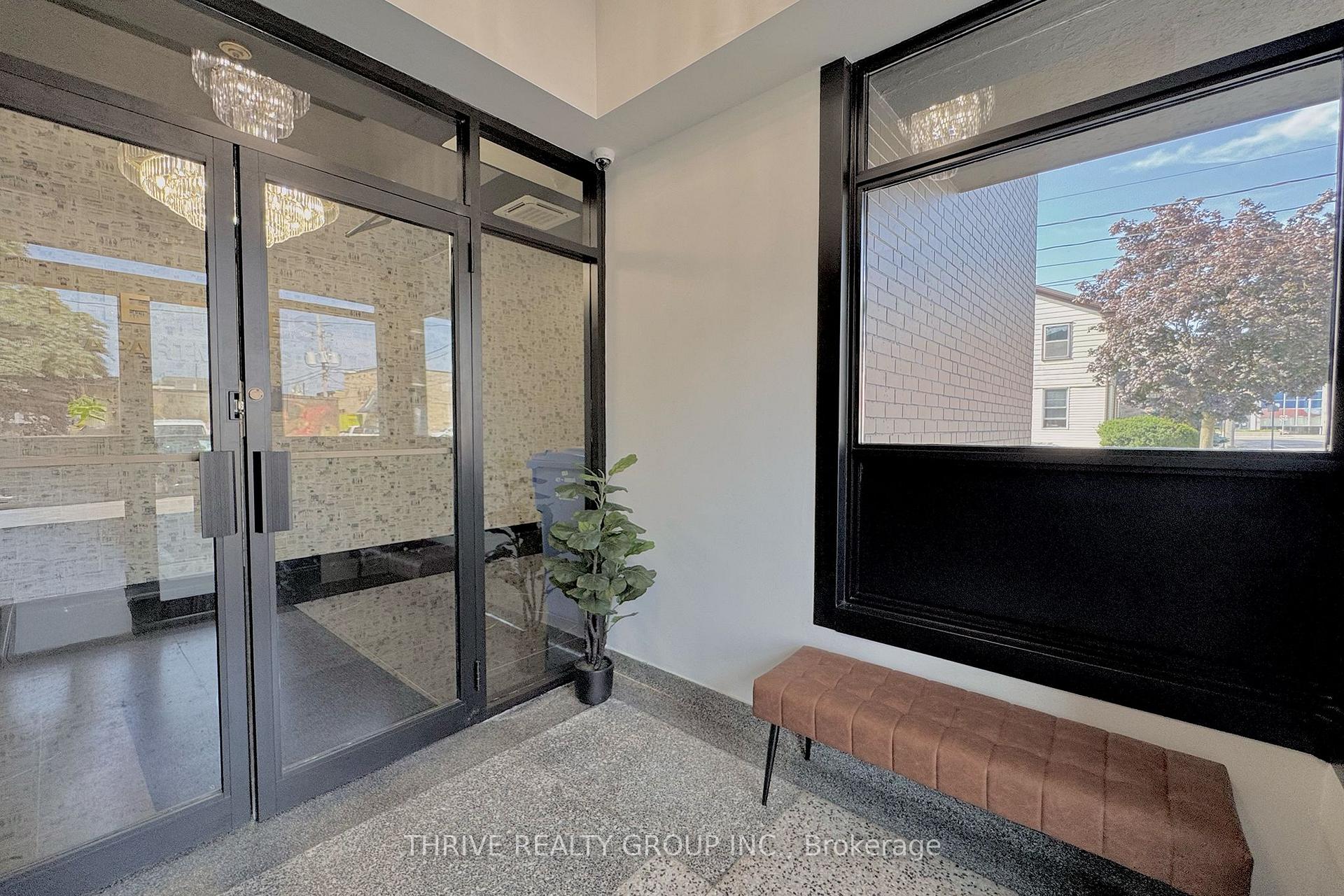 Photo 4 of Unit 7, 16 Hincks Street, St. Thomas — HOMEH