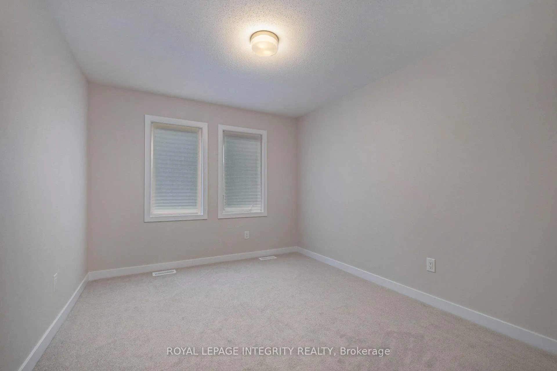 Photo 7 of 623 Alopex Row, Ottawa, Btwn Franktown Rd. & Fallowfield Rd. — HOMEH